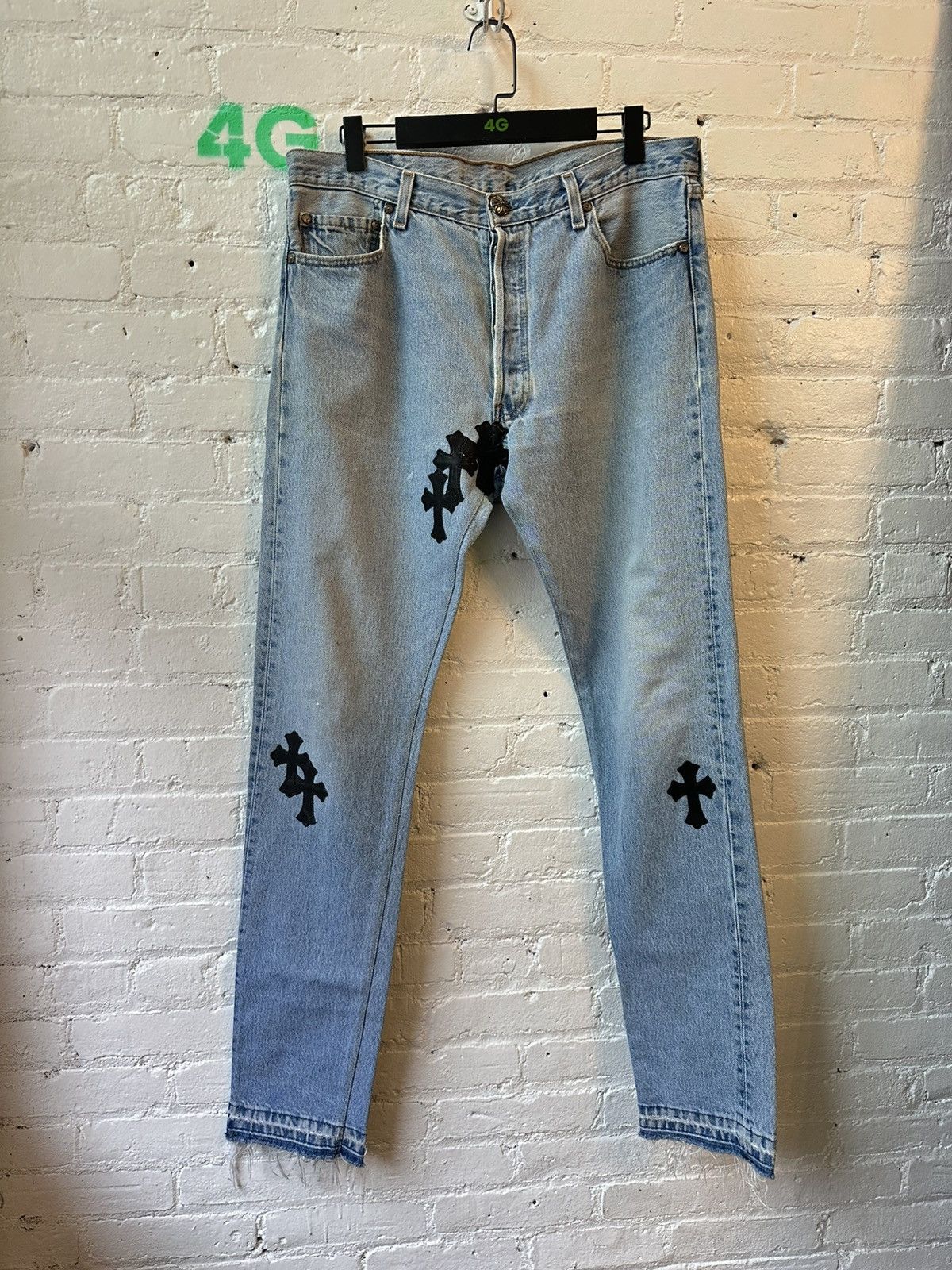 Chrome Hearts CHROME HEARTS LEVIS CROSS PATCH DENIM SZ33 Size US 33 - 1 Thumbnail