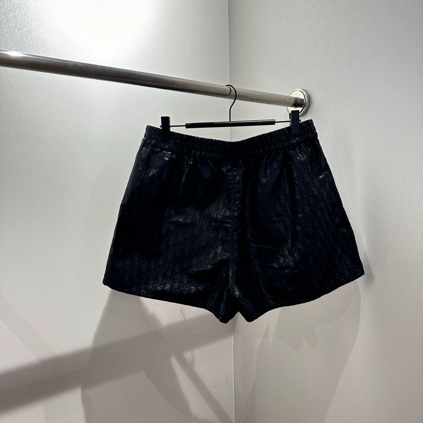Dior Dior apr759 subtle all-over logo shorts 38 Size 27" / US 4 / IT 40 - 2 Thumbnail