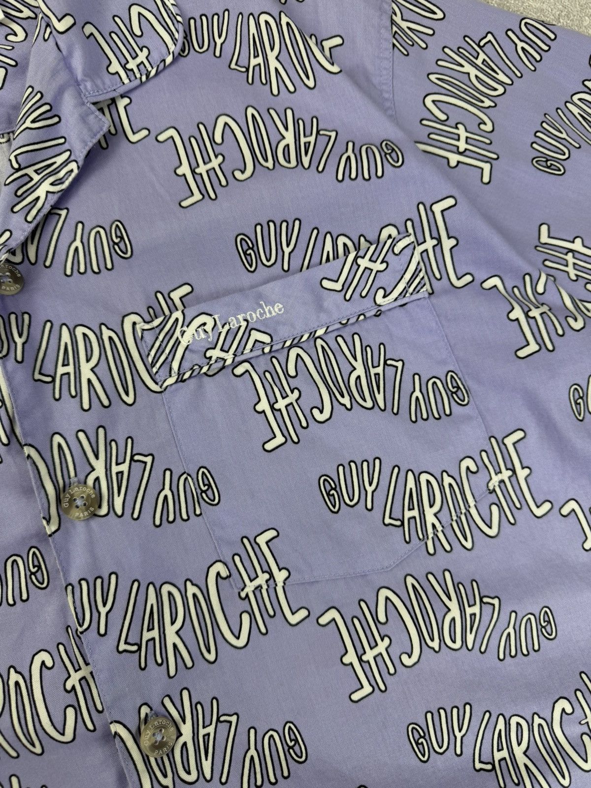Guy Laroche Guy Laroche Monogram Short Sleeve Short Size 3 Size US L / EU 52-54 / 3 - 4 Thumbnail