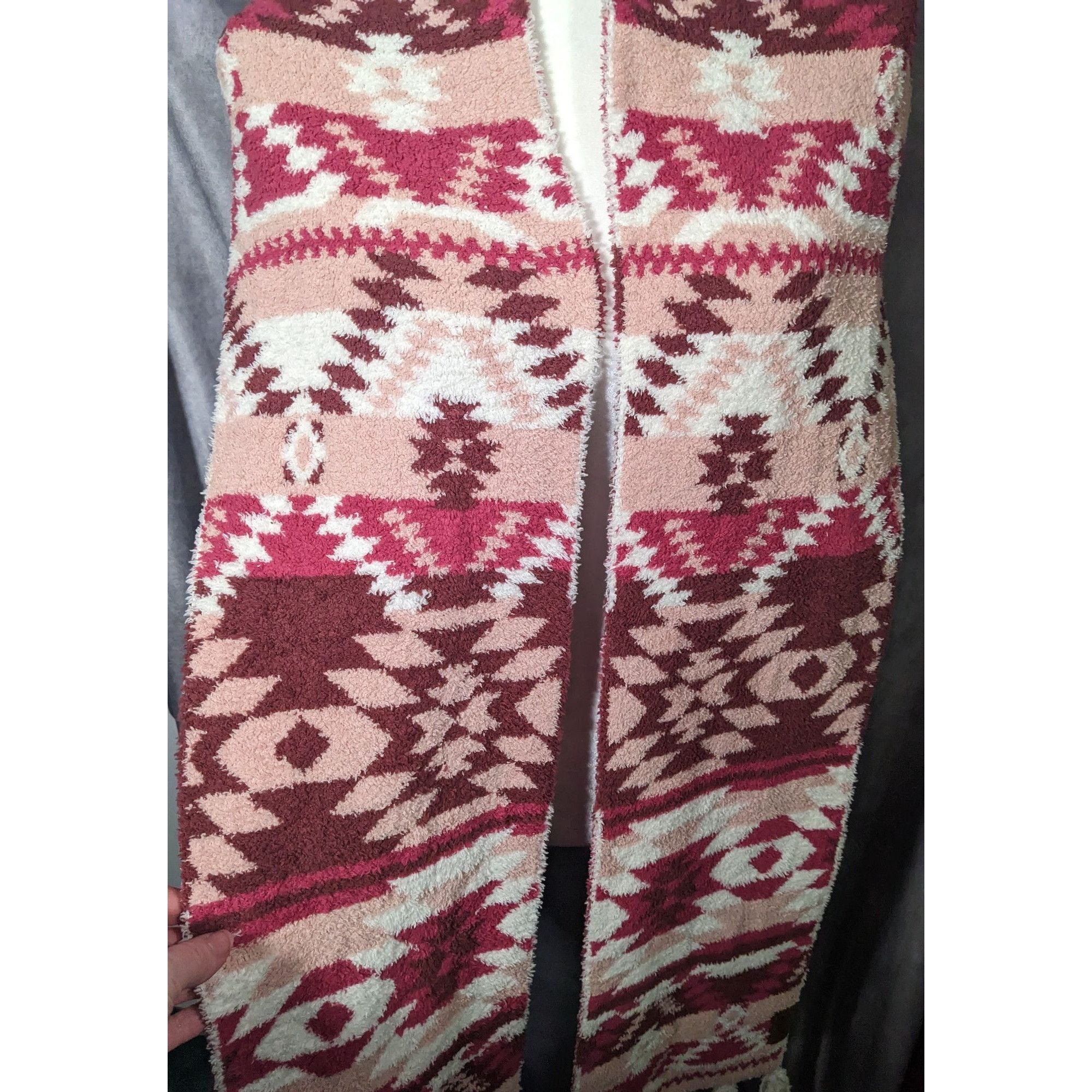 Other Idyllwind Cozytown USA Plush Pink Southwestern Print Fringe Size ONE SIZE - 8 Thumbnail