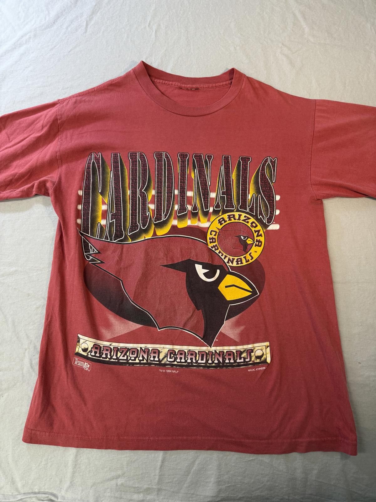 Designer Faded NFL Arizona Cardinals T-shirt 1994 Magic Johnson XL Size US XXL / EU 58 / 5 - 1 Thumbnail