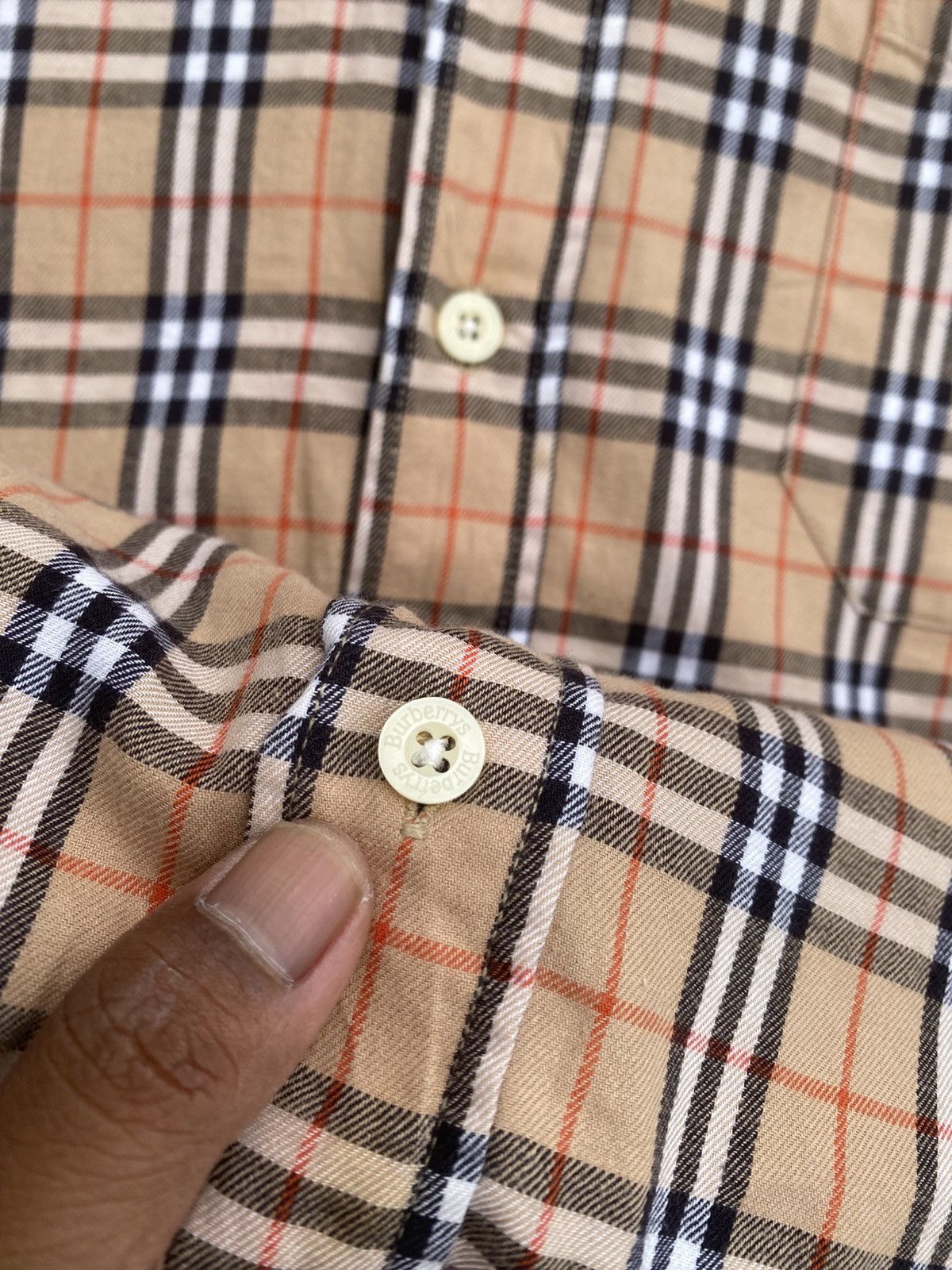 Burberry Rare Vintage Burberry Longsleeve Buttons Checkered Shirt Size US L / EU 52-54 / 3 - 17 Thumbnail