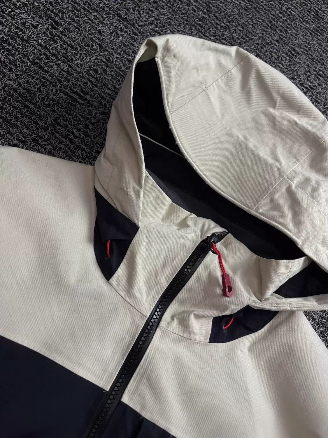 Mountain Hardwear mountain hardwear vintage tech jacket blk/wht/orange Size US S / EU 44-46 / 1 - 7 Thumbnail