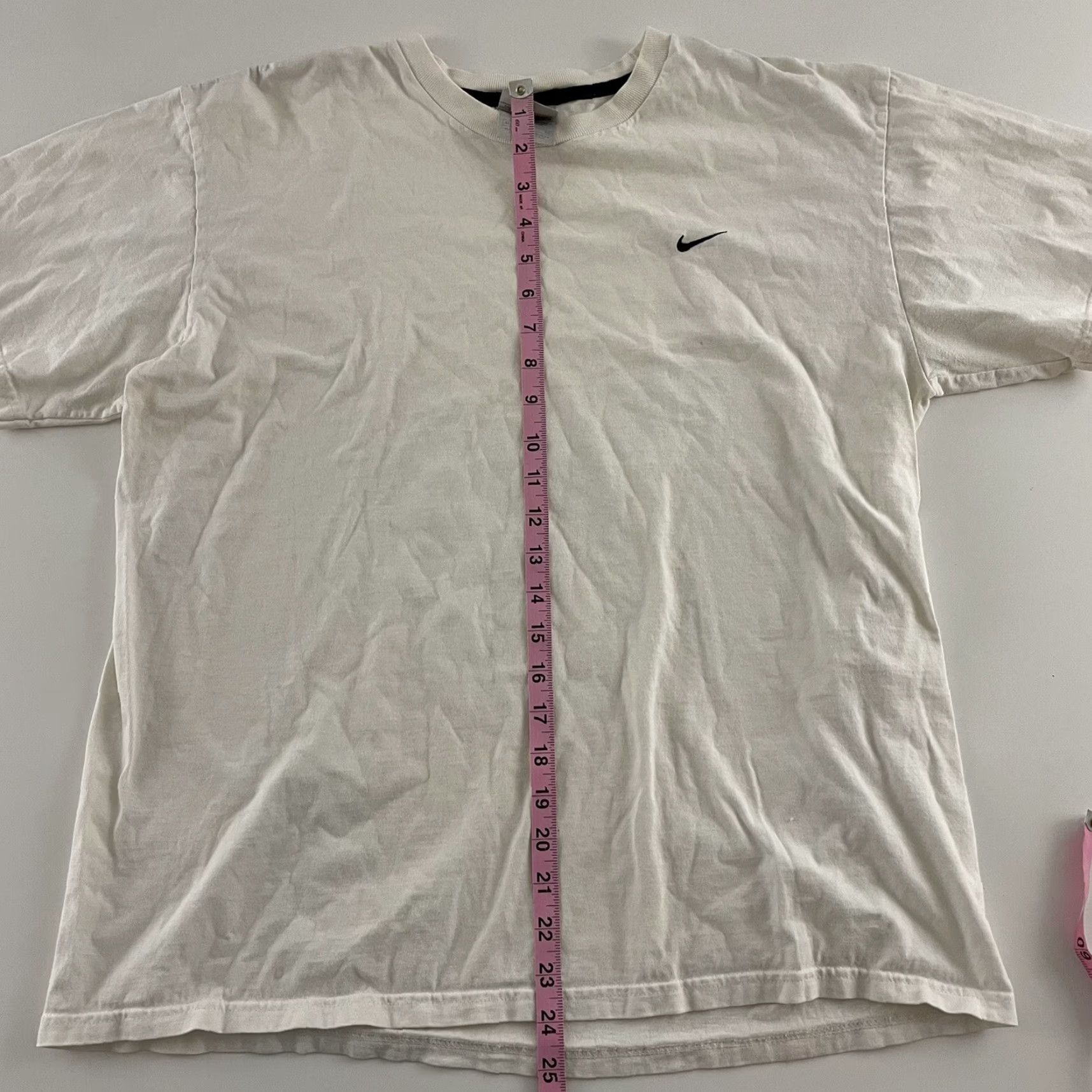 Nike VTG Nike Essential Check Logo Short Sleeve T Shirt Men's XL White Size US XL / EU 56 / 4 - 6 Thumbnail