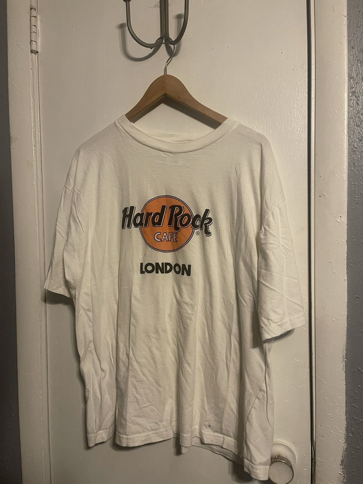 Hard Rock Cafe Vintage Hard Rock London Tee Size US XL / EU 56 / 4 - 1 Thumbnail