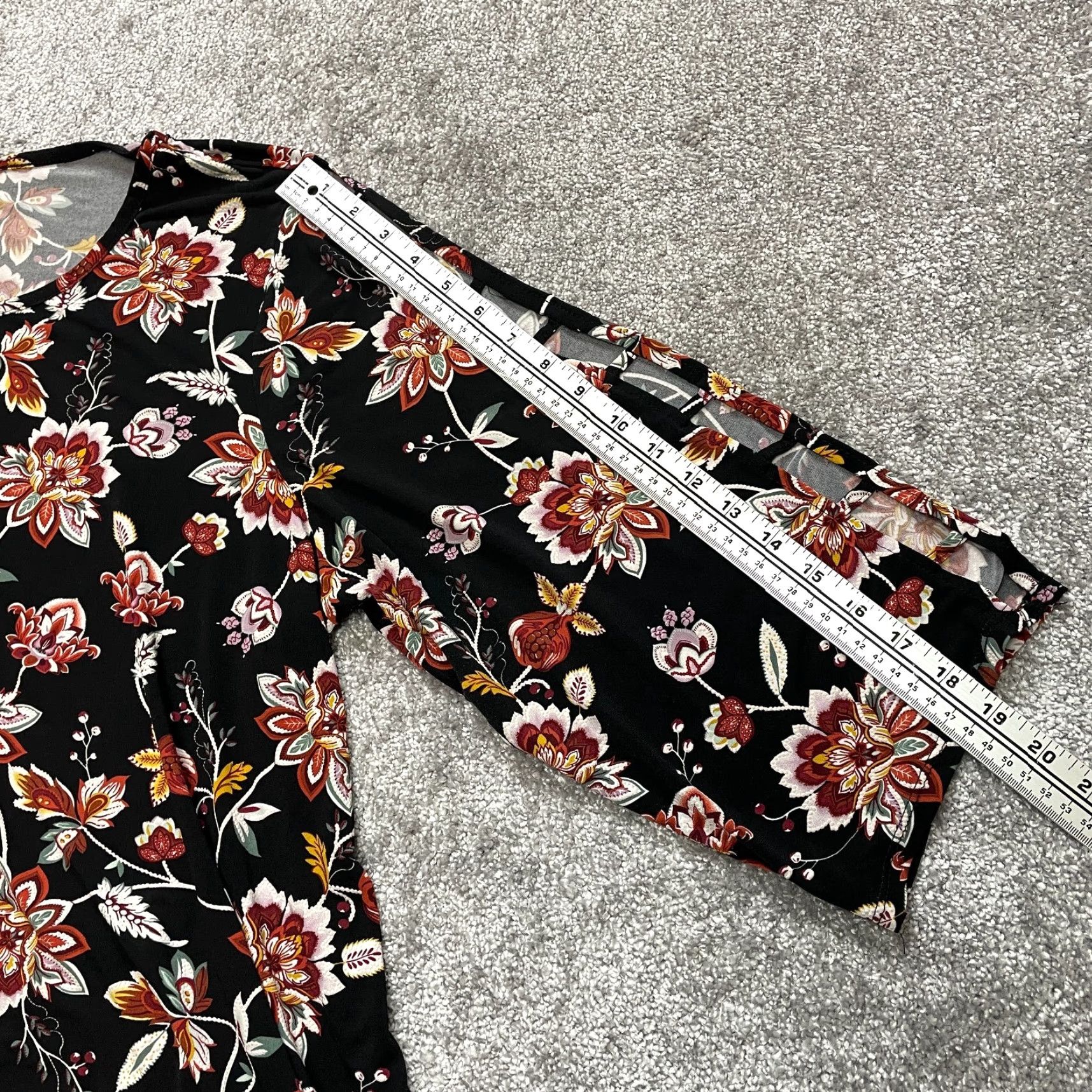 Vintage Cato Blouse Shirt Womens 28W Black Floral Long Sleeve Round Neck Button Casual Chiffon Polyester Plus Size Fall Spring Summer - Mens? Size 4XL / US 24-26 - 6 Thumbnail