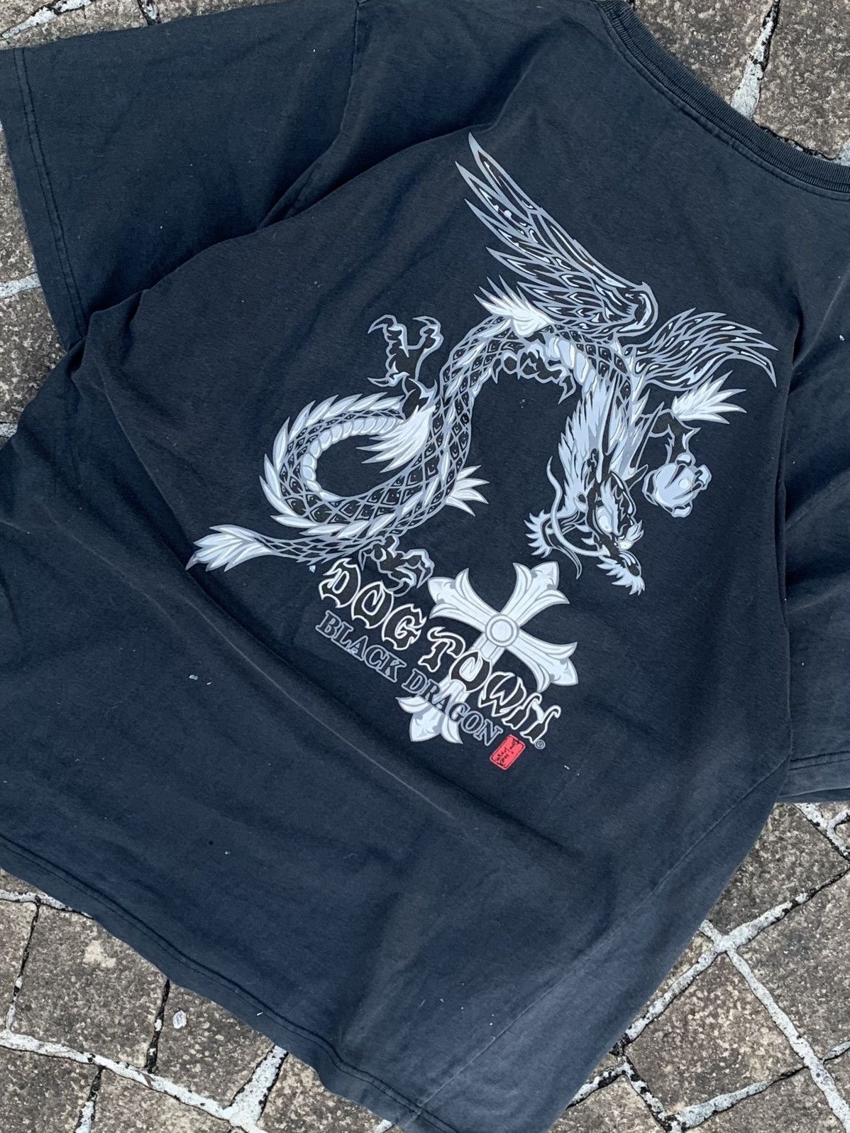 Dogtown × Vintage Dog town black Dragon T-shirt Size US L / EU 52-54 / 3 - 5 Thumbnail