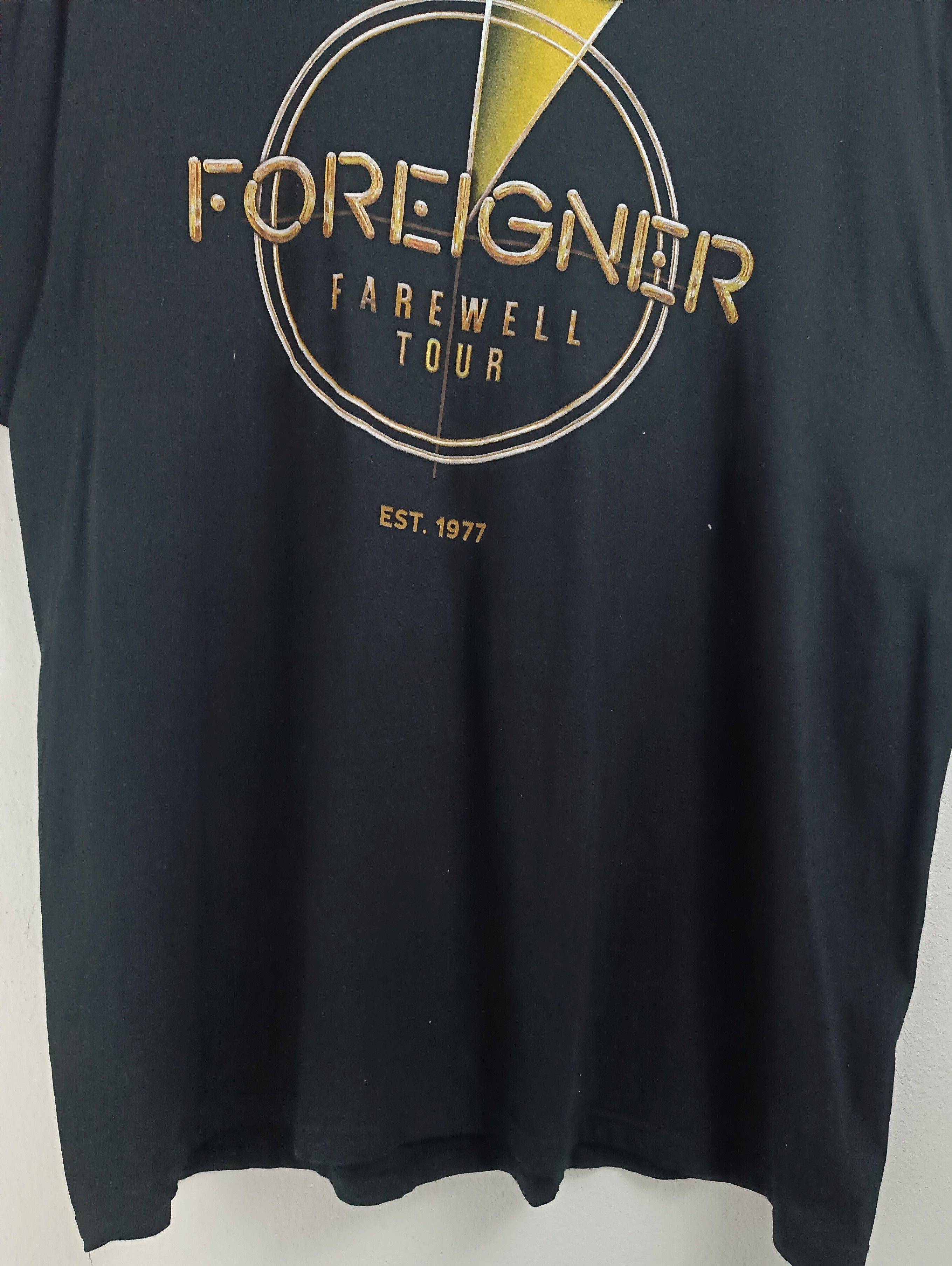 Band Tees FOREIGNER 2023 FAREWELL TOUR TEE hagar journey slash Size US XL / EU 56 / 4 - 7 Thumbnail