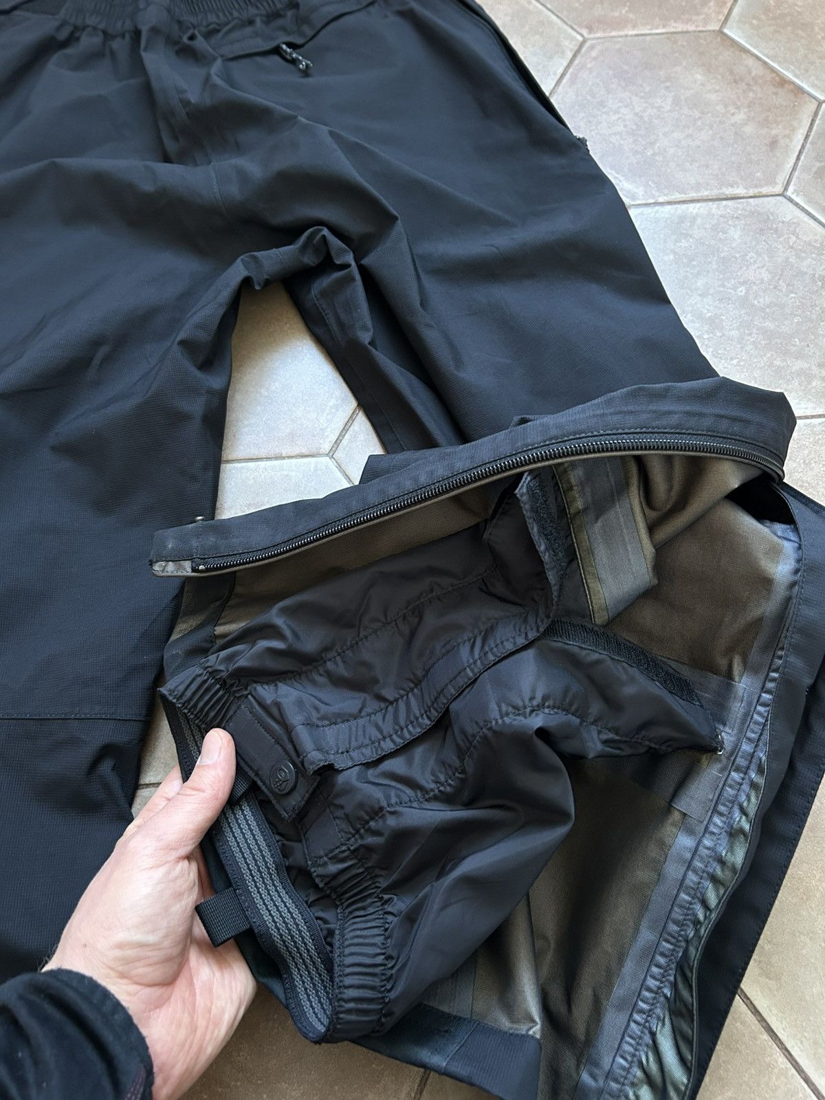 Mountain Hardwear Mountain Hardwear Gore-Tex xcr Ski Snowboard Pants Size US 34 / EU 50 - 5 Thumbnail