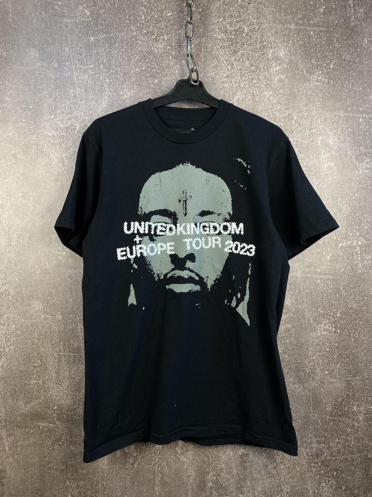 21 Savage × Band Tees 21 Savage United Kingdom Europe 2023 Tour Merch Tee Size US S / EU 44-46 / 1 - 1 Thumbnail