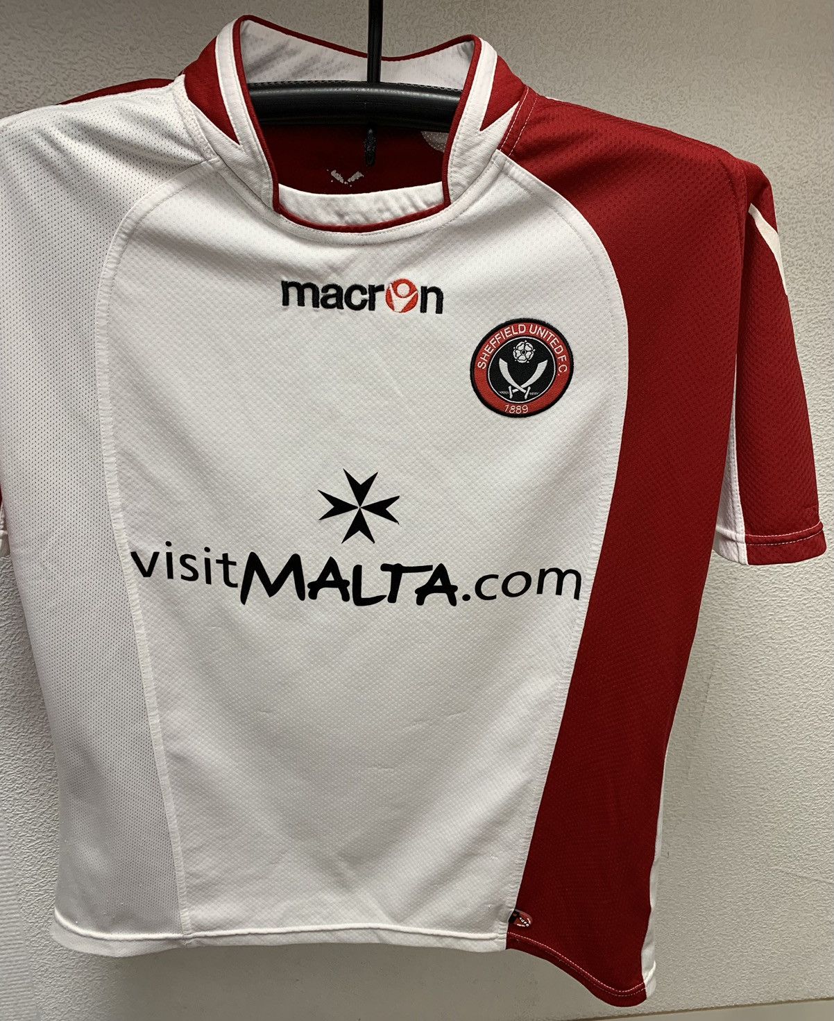 Macron Sheffield United soccer jersey macron M-L vintage 120 years Size US L / EU 52-54 / 3 - 4 Thumbnail