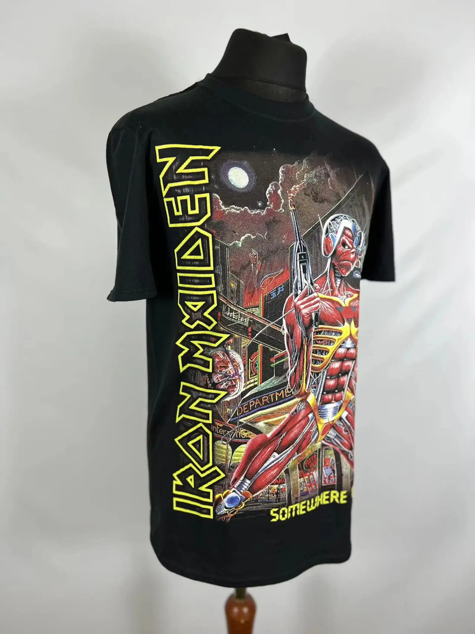 Band Tees × Iron Maiden Iron Maiden merchandise rock t-shirt Size US M / EU 48-50 / 2 - 2 Thumbnail