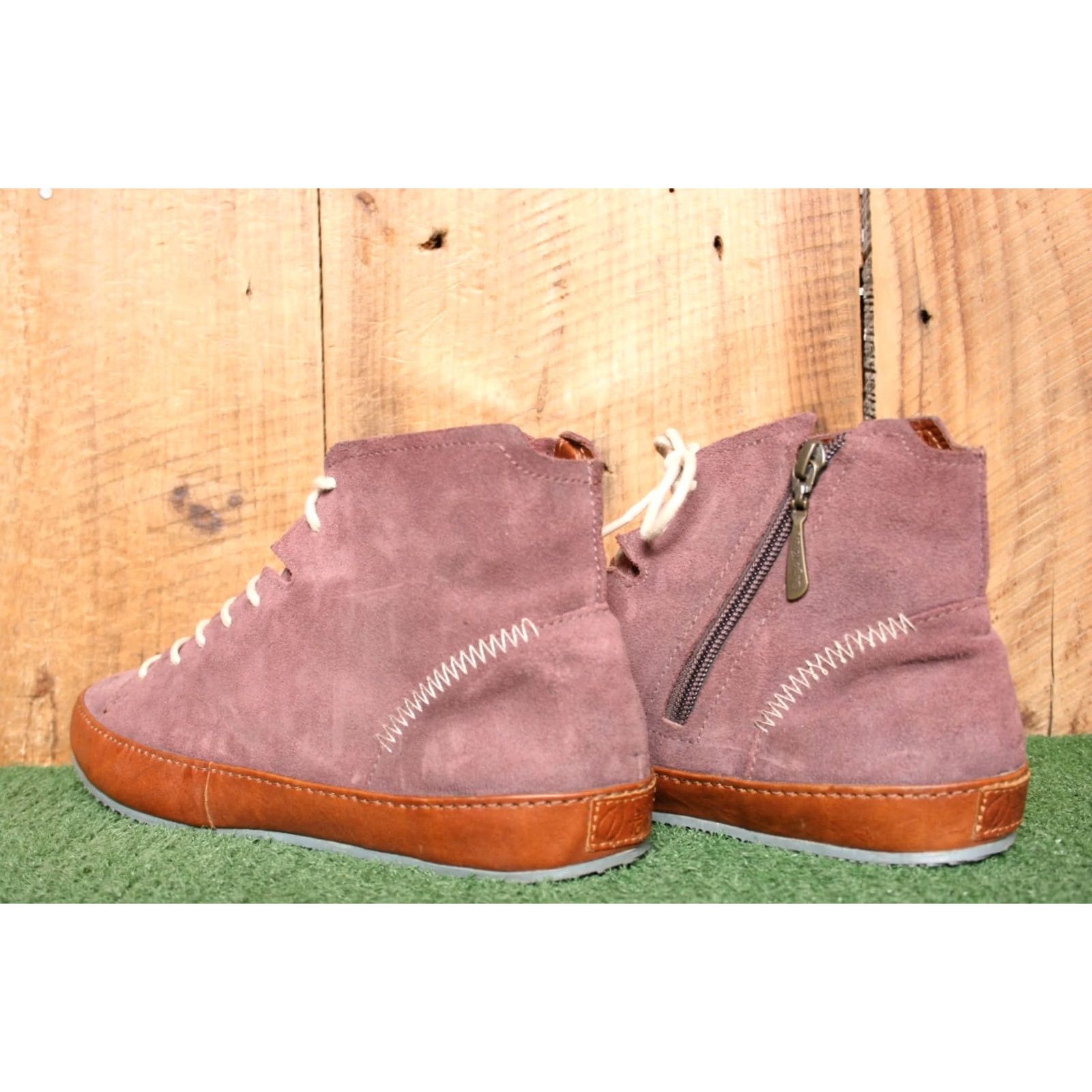 Vintage Sergio Tomani Dusty Plum Suede & Tan Leather Ankle Boots US 10.5-11 | EUR 42 Women's Bootie Leather Suede Lace Up Zip 42 Plum Tan Mens Womens Size US 10.5 / IT 40.5 - 3 Thumbnail