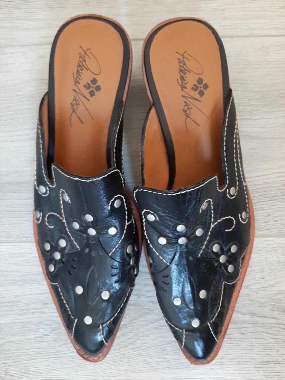 Patricia Nash Patricia Nash Leather Slip on Mules Western Studs Size US 7 / IT 37 - 6 Thumbnail