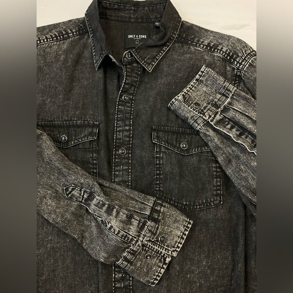 ONLY & SONS ONLY & SONS Medium Faded Black Denim Shirt Size US M / EU 48-50 / 2 - 5 Thumbnail