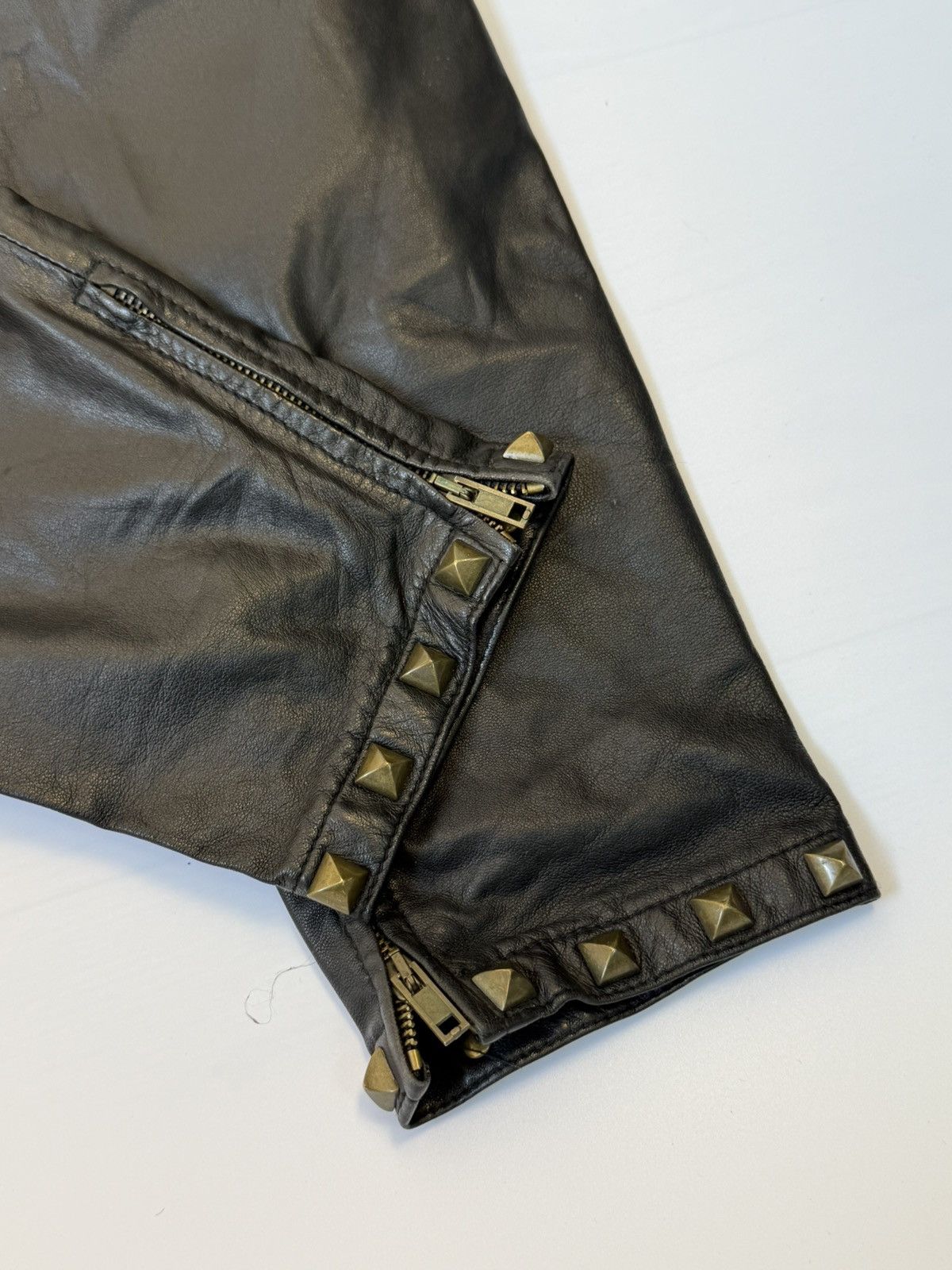Moschino Archive Moschino Jeans Vintage Leather Pants Size 30" / US 8 / IT 44 - 6 Thumbnail