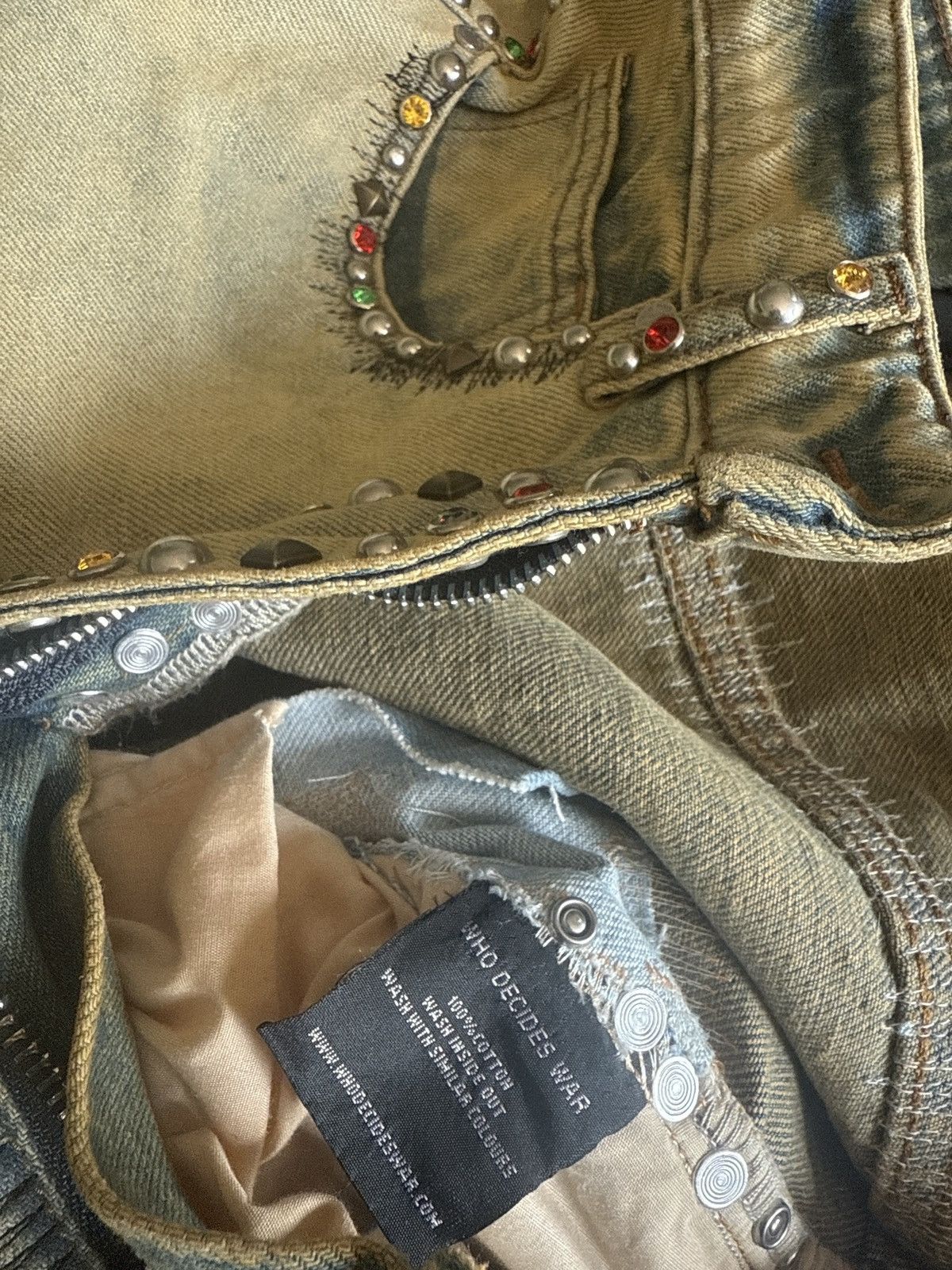 Who Decides War Who Decides War Studded Distressed Jeans multi Size US 29 - 4 Thumbnail