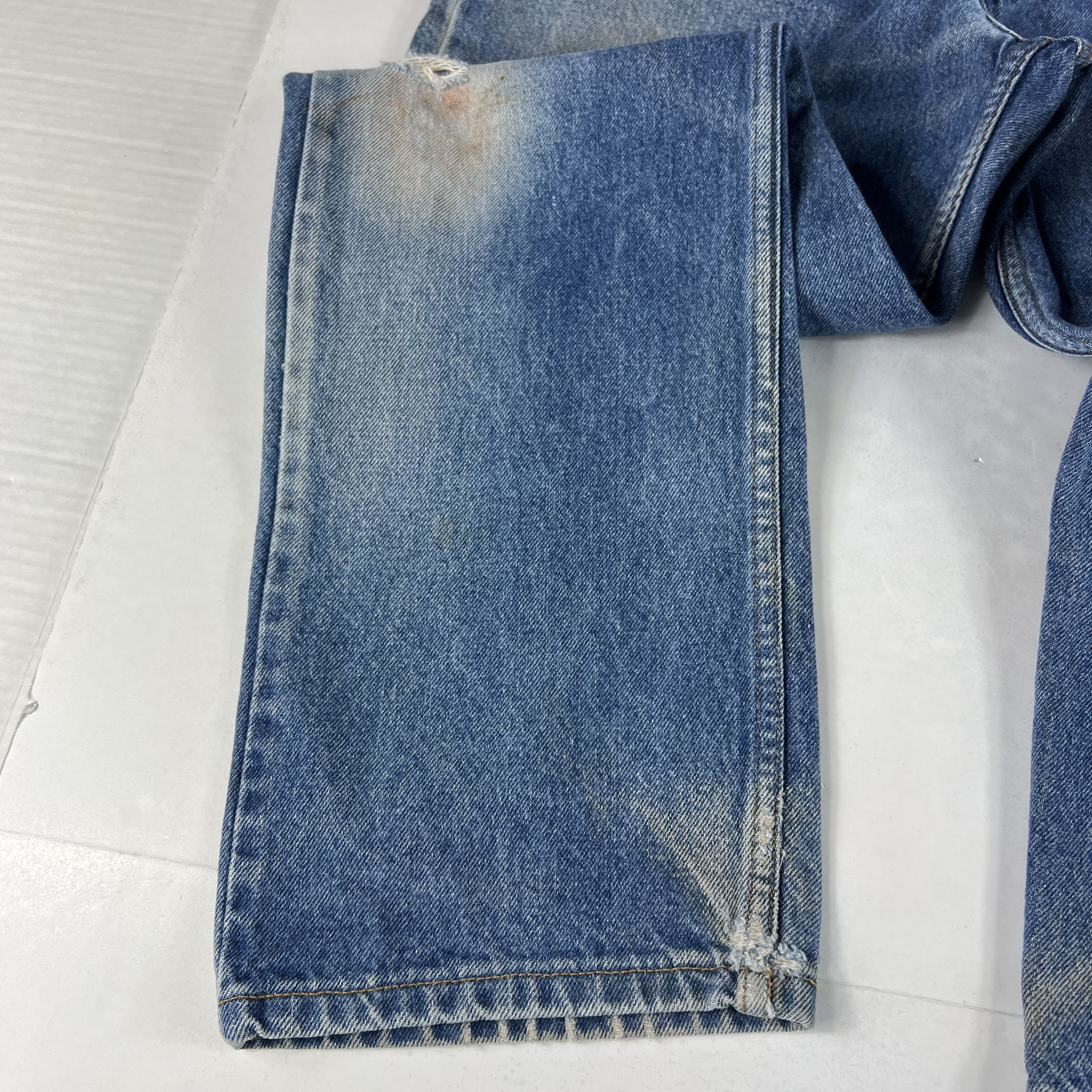 Levi's × Vintage VTG 90s Levi's Jeans 505 Straight Blue Thrashed Cotton Denim Size US 33 - 8 Thumbnail