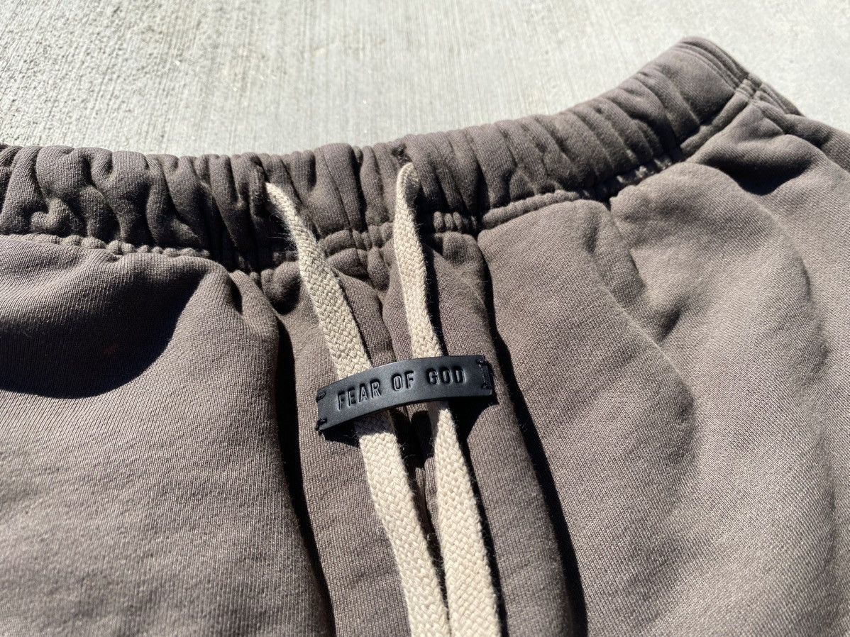 Fear of God Fear of God 8th Collection Sweatshort Small Olive Retail$505 Size US 32 / EU 48 - 3 Thumbnail