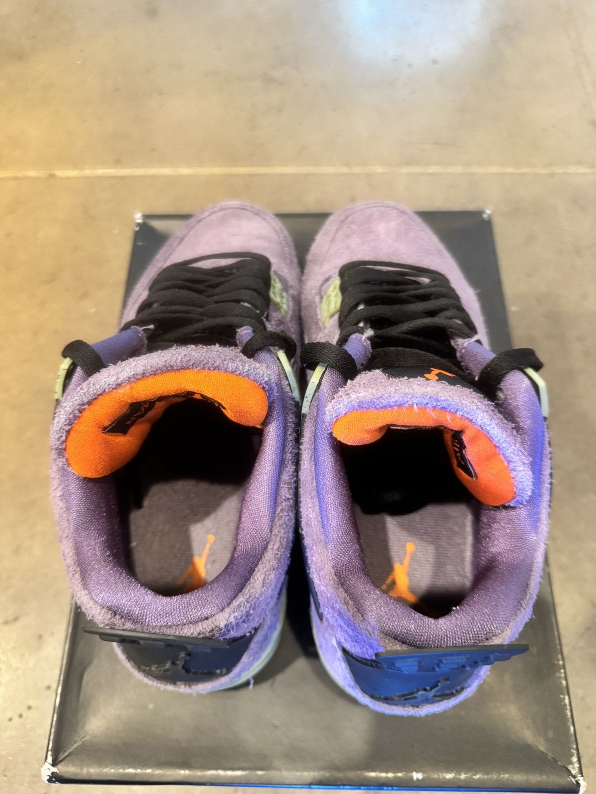 Jordan Brand Air Jordan Retro 4 “Purple Canyon” Size US 8 / EU 41 - 7 Thumbnail