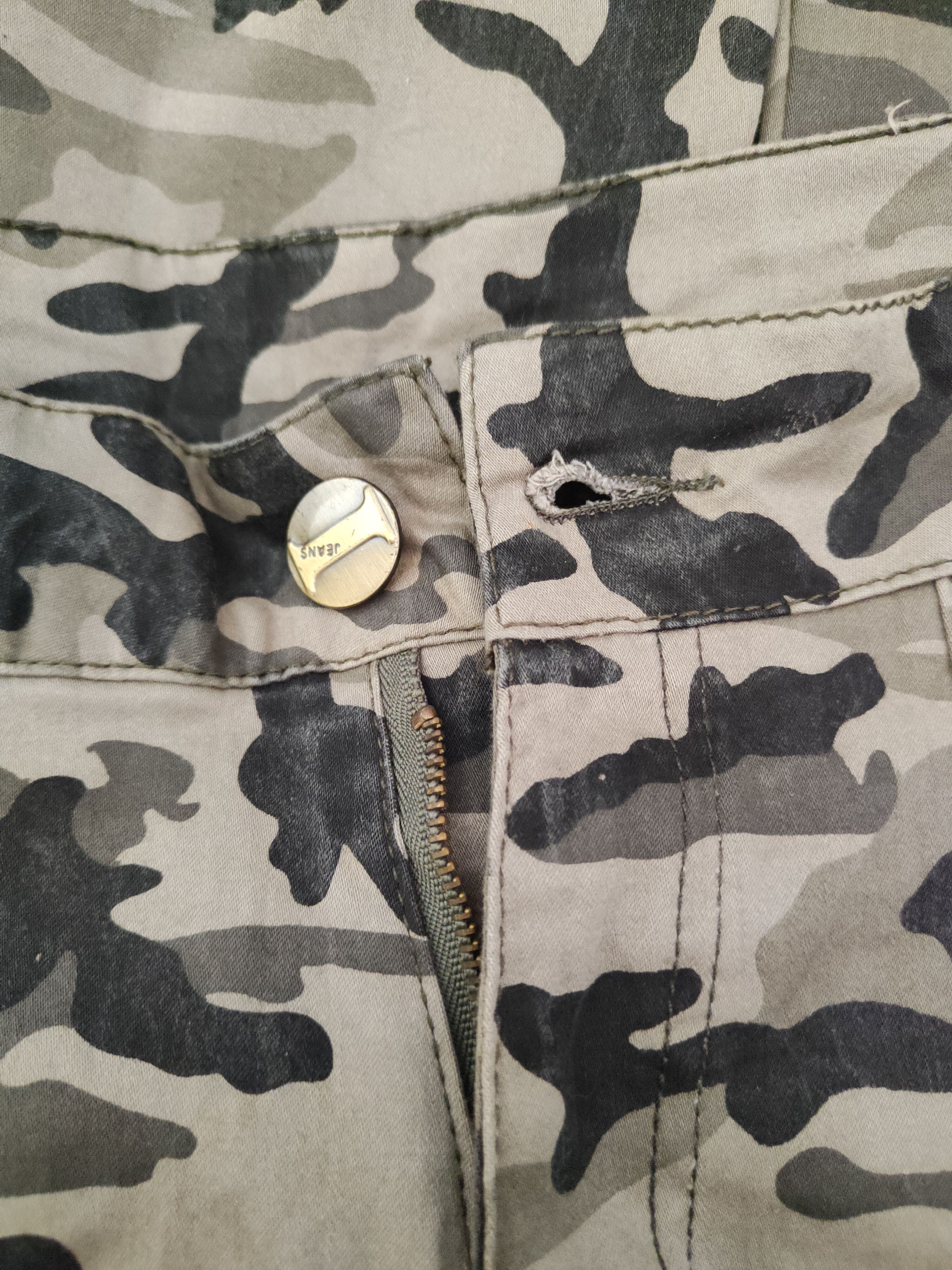 Japanese Brand DLL Japanese Brand Camouflage Multipocket Cargo Pants #234 Size 26" / US 2 / IT 38 - 14 Thumbnail