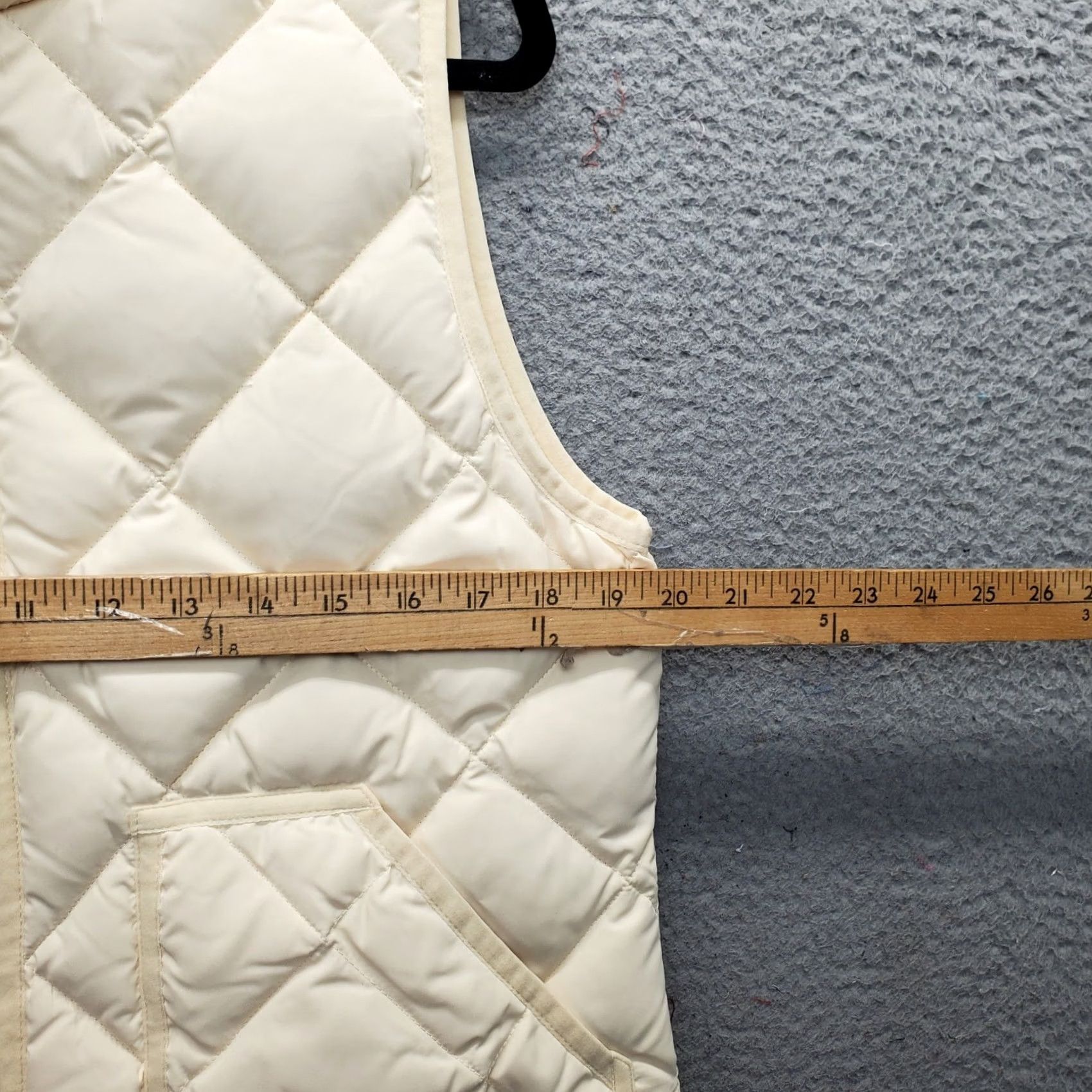 J.Crew J.CREW Quilted Puffer Vest Womens Medium Tan Down Insulated Mock Neck Full Zip Vest Size M / US 6-8 / IT 42-44 - 4 Thumbnail