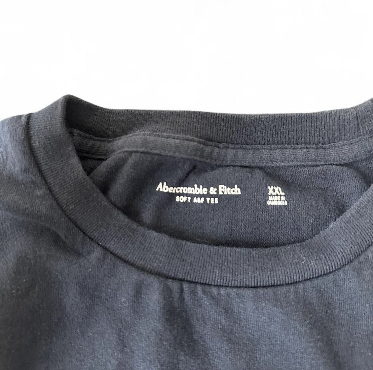 Abercrombie & Fitch Abercrombie & Fitch navy blue tee Size US XXL / EU 58 / 5 - 2 Thumbnail