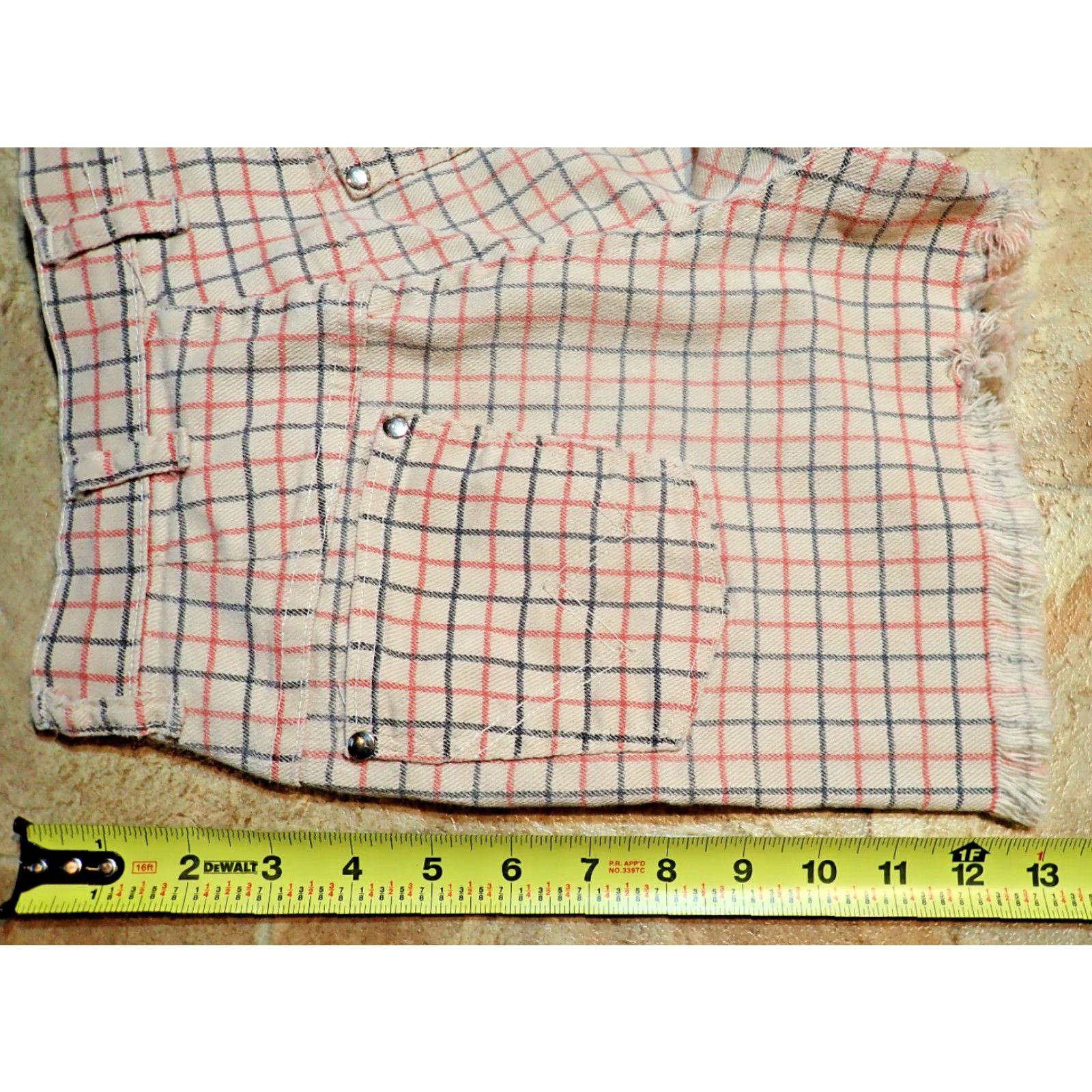 Wrangler VINTAGE Wrangler Women’s Shorts - 9/10 Size, Plaid Denim Cutoff, High Rise, USA Made, 50s 60s Style Size 30" / US 8 / IT 44 - 7 Thumbnail