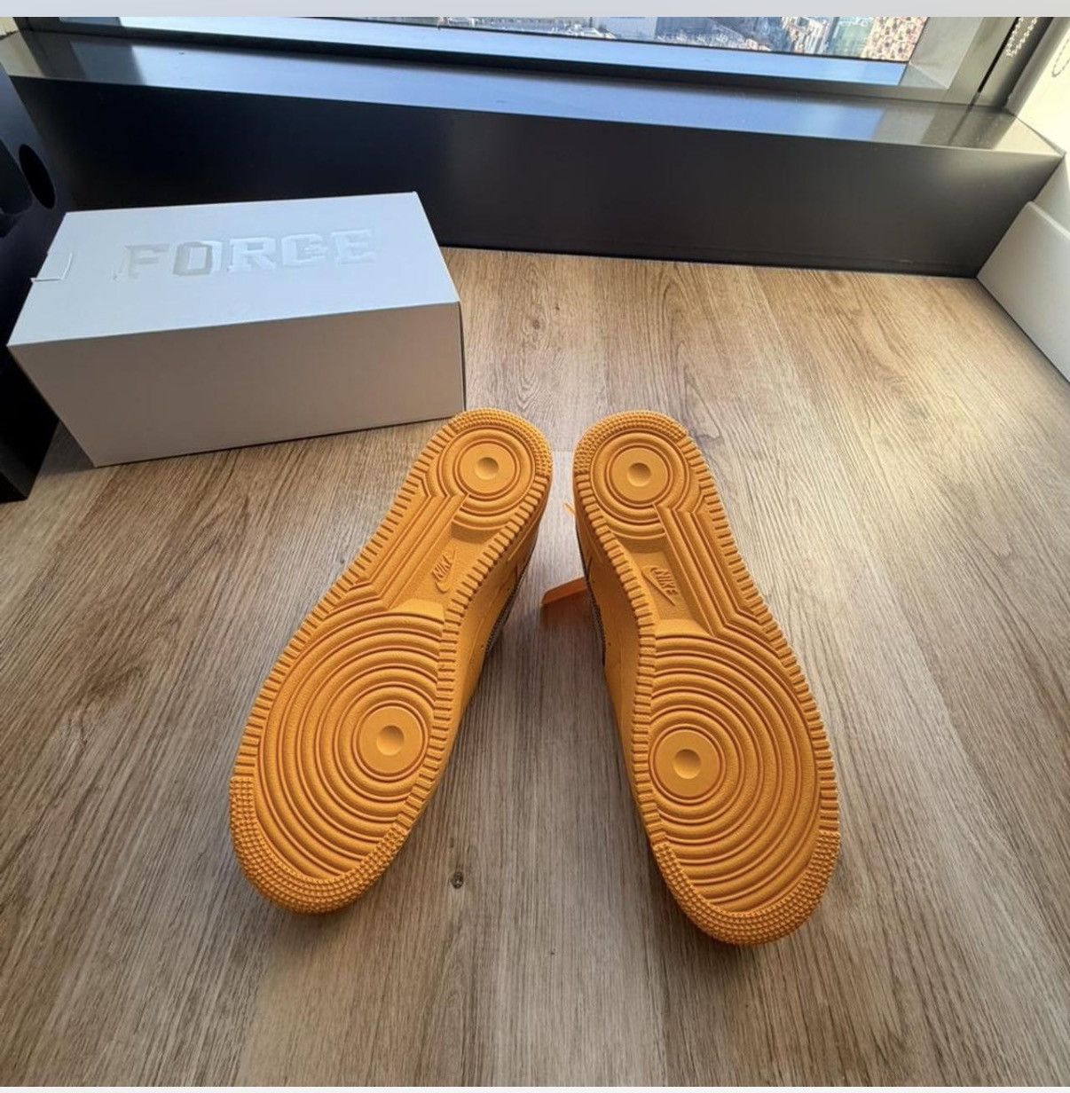 Nike × Off-White Nike Air Force 1 Low Size US 10 / EU 43 - 4 Thumbnail