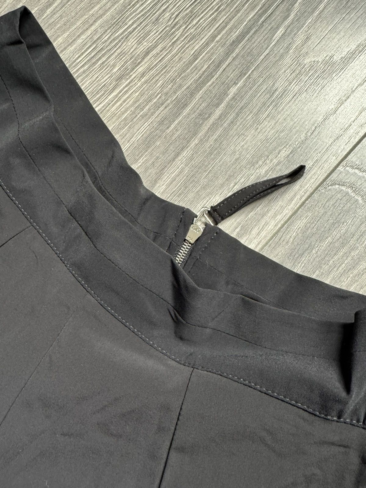 Marithe + Francois Girbaud MARITHÉ & FRANÇOIS GIRBAUD Pleated Skirt Size 27" / US 4 / IT 40 - 4 Thumbnail