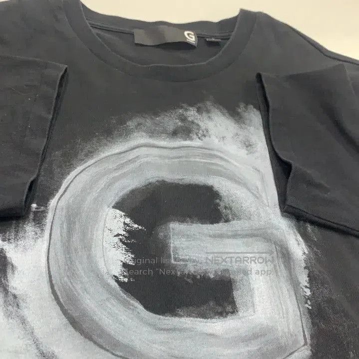 Givenchy Givenchy Letter Print Unisex Short Sleeve T-shirt. Size US L / EU 52-54 / 3 - 7 Thumbnail