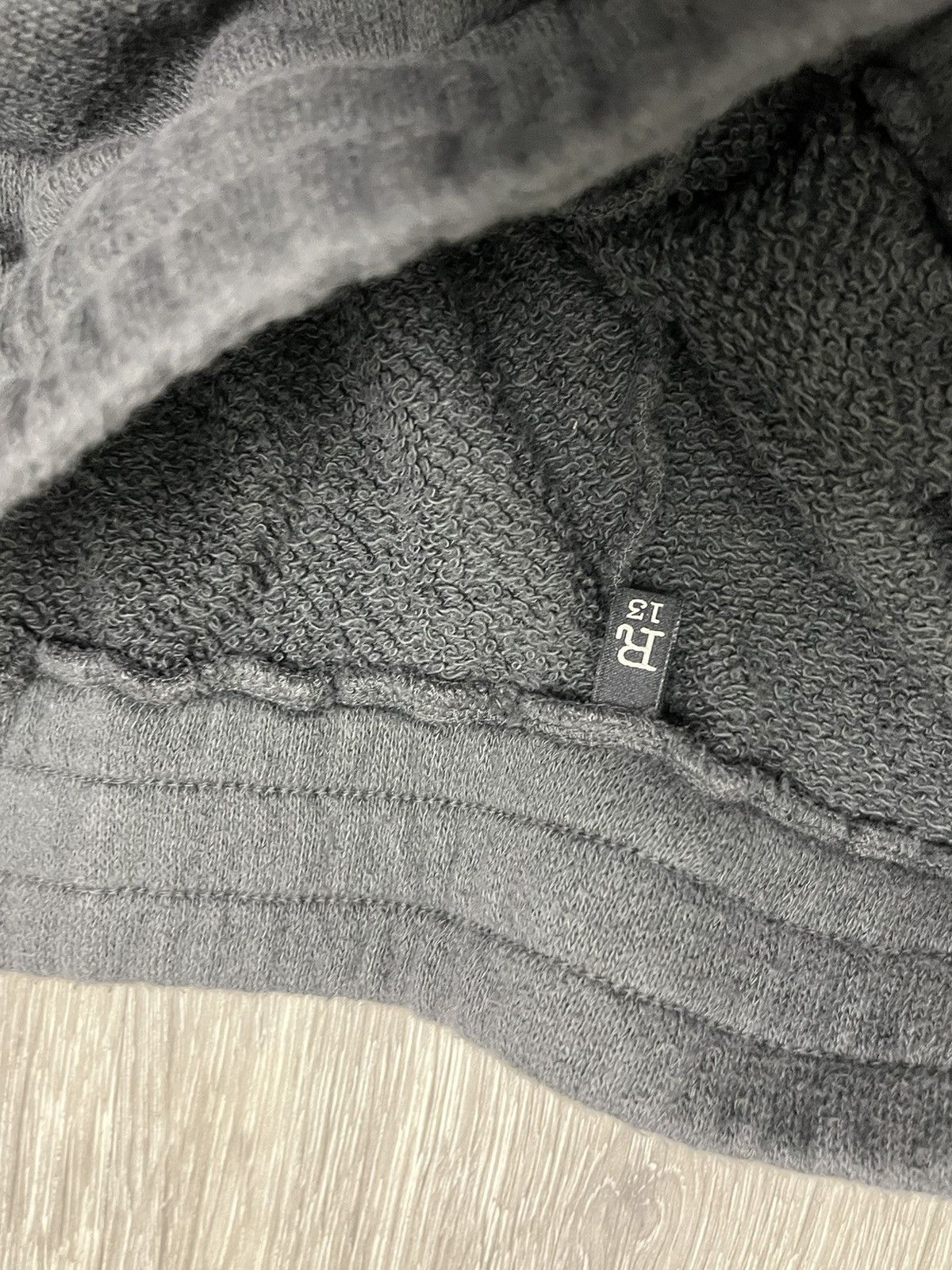 R13 Logo short. XL Size US 34 / EU 50 - 5 Thumbnail