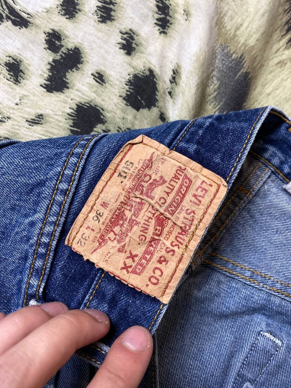 Levi's × Vintage Vintage Levi's 501 Distressed Light Wash Jeans Size US 36 / EU 52 - 5 Thumbnail