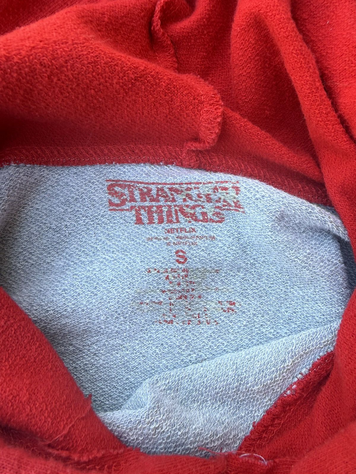 Other Netflix Stranger Things Eleven Graphic Hoodie Cropped Size S / US 4 / IT 40 - 7 Thumbnail