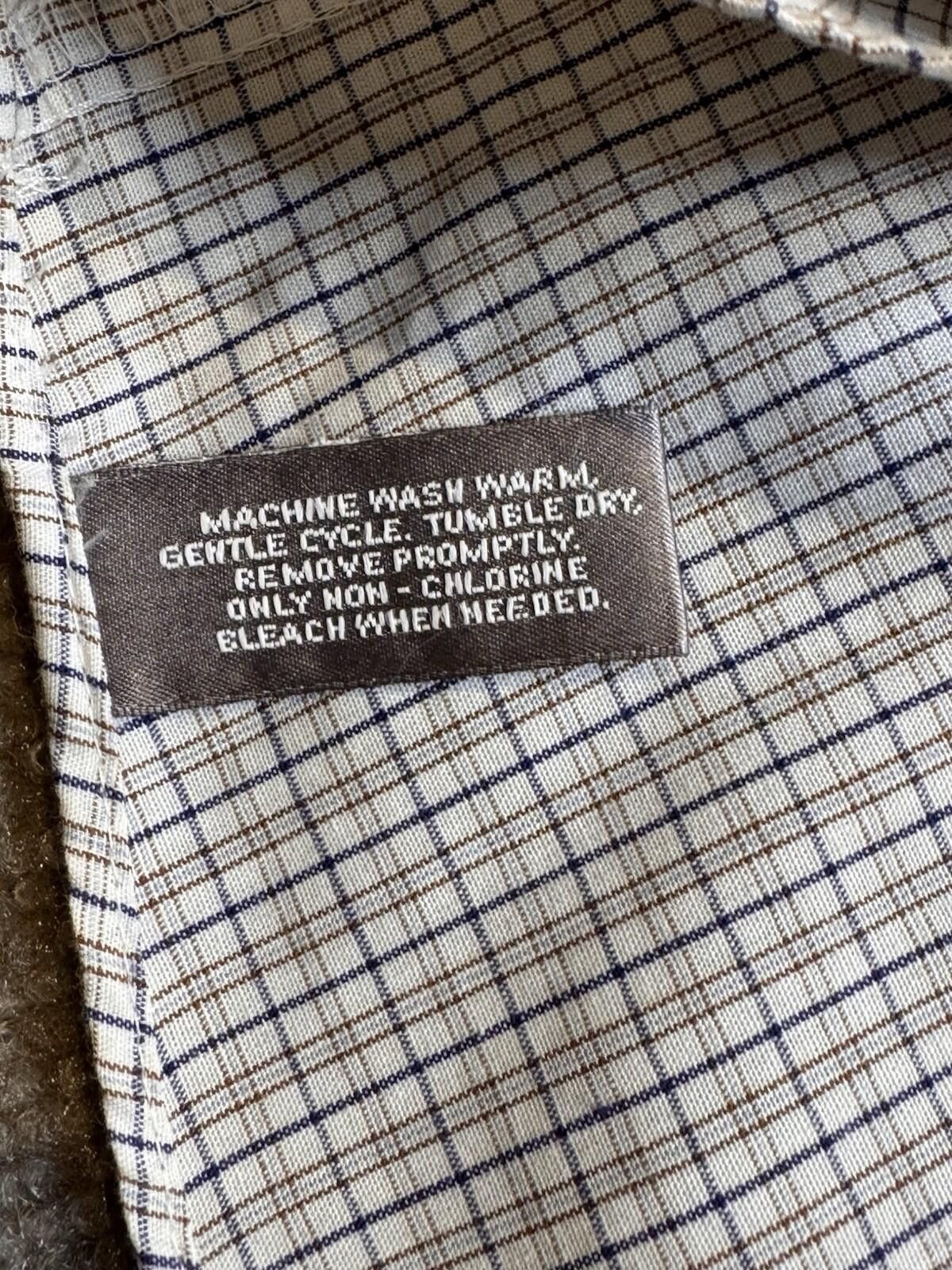 Van Heusen Van Heusen Men's 17.5, 36/37 Tan Plaid Button Down [734] Size 44R - 6 Thumbnail