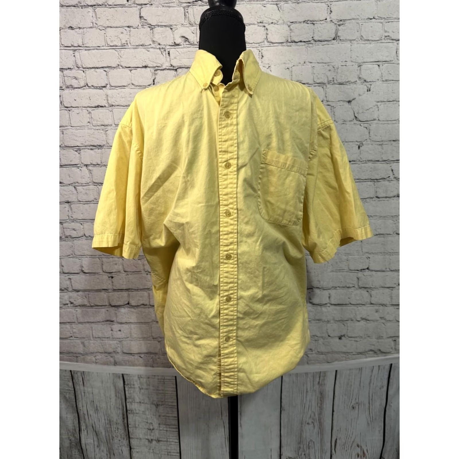 Vintage Saddlebred Yellow Short Sleeve Casual Shirt Size Large Mens Button-Up Cotton Solid Size US L / EU 52-54 / 3 - 5 Thumbnail