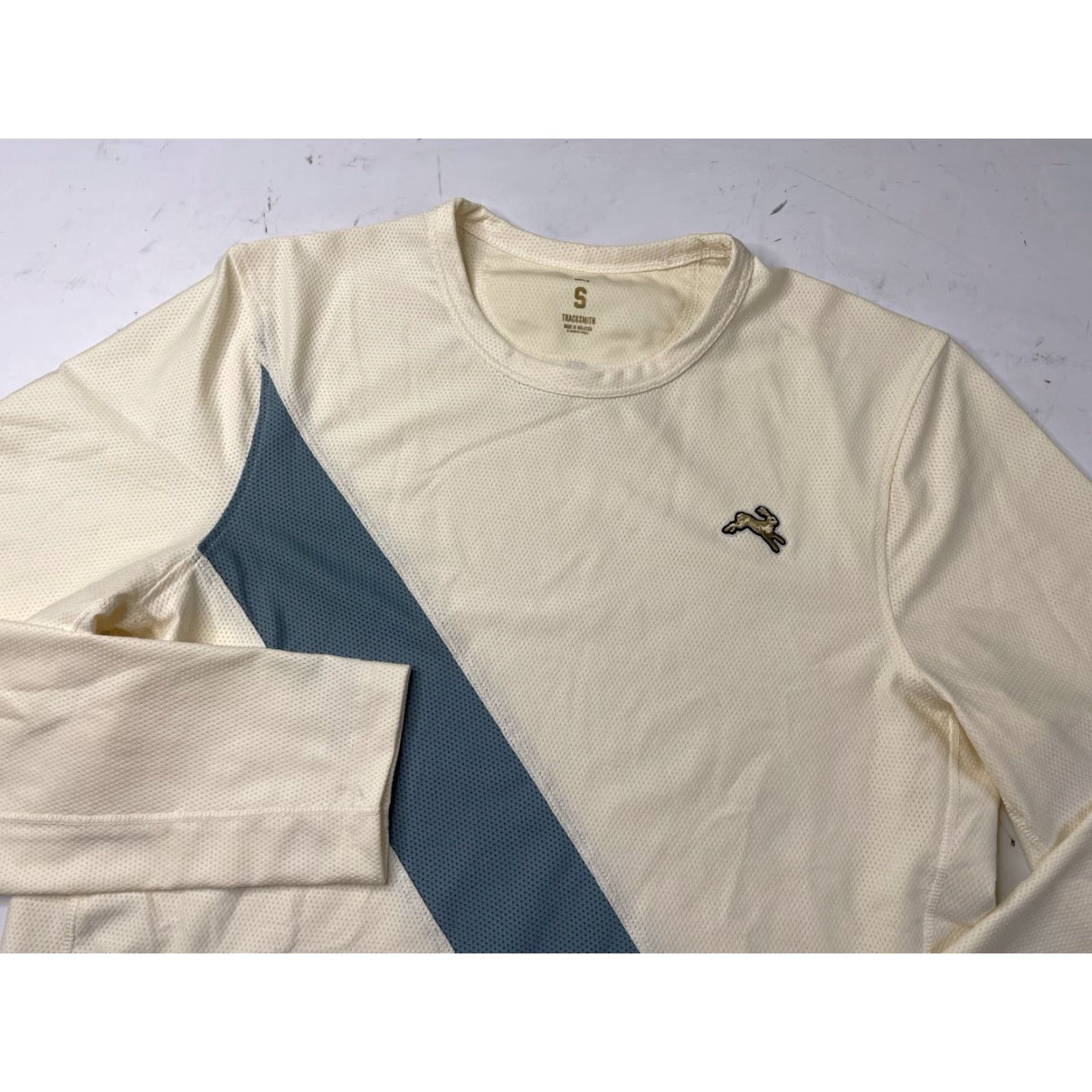 Vintage Tracksmith Long Sleeve Running Shirt Mens Small Ivory T-Shirt Performance Activewear Running & Jogging Size US S / EU 44-46 / 1 - 2 Thumbnail