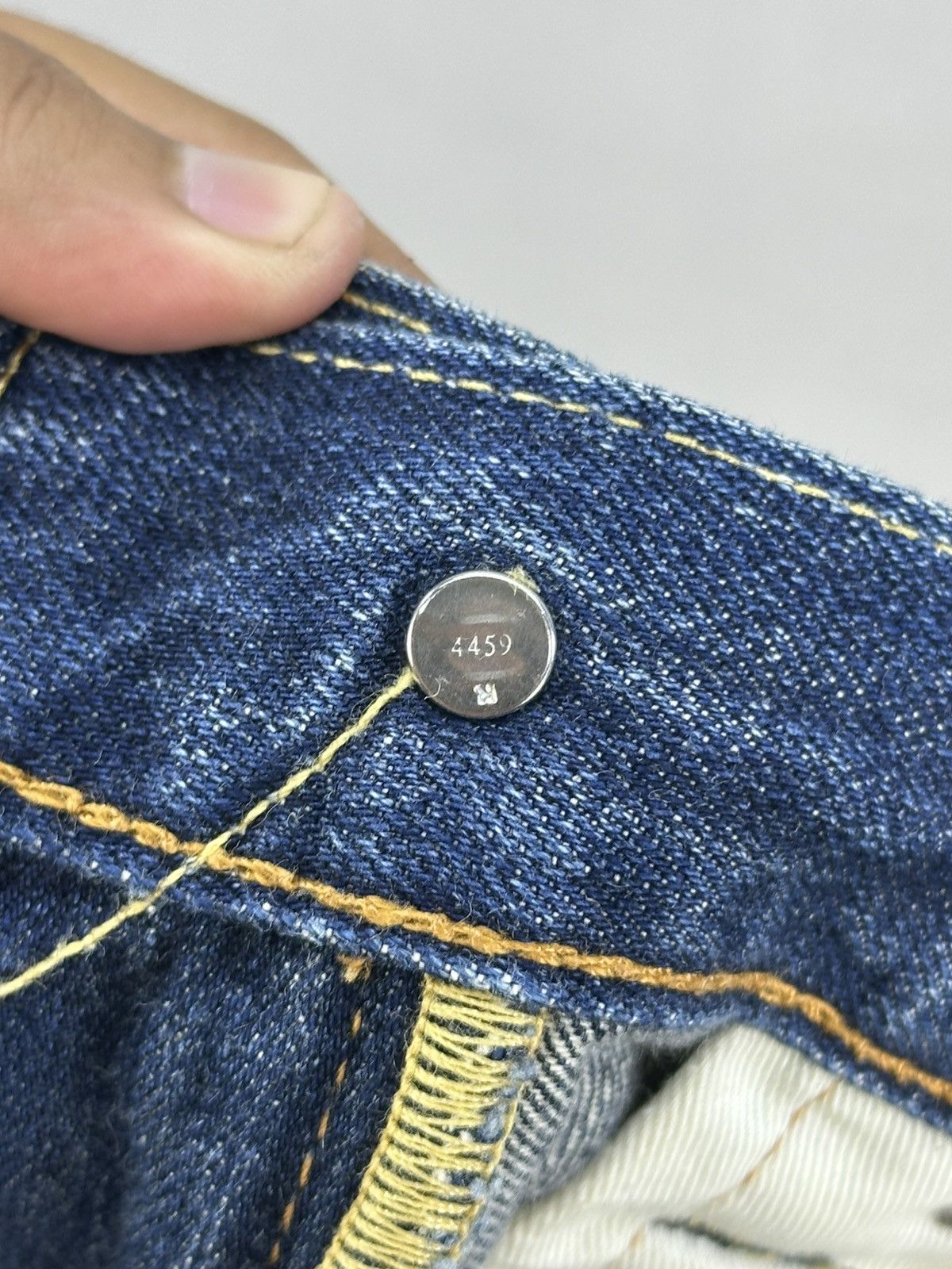 Levi's Levi’s 505 Whisker Faded Regular Fit Jeans Size US 33 - 14 Thumbnail