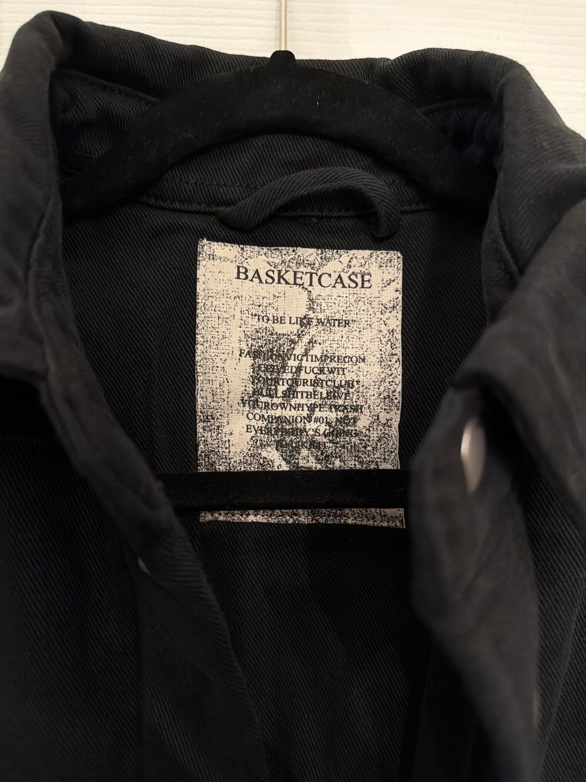 basketcase gallery Basketcase gallery Page alleyway , padded button up Size US S / EU 44-46 / 1 - 3 Thumbnail