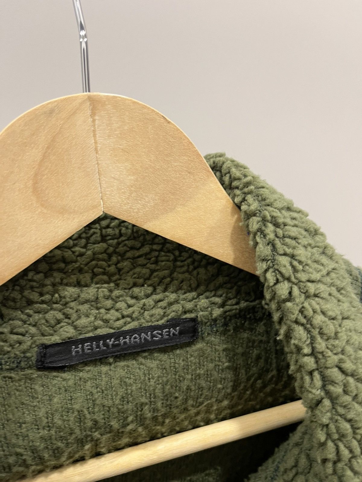 Helly Hansen Helly Hansen Vintage fleece jacket size L Size US L / EU 52-54 / 3 - 7 Thumbnail