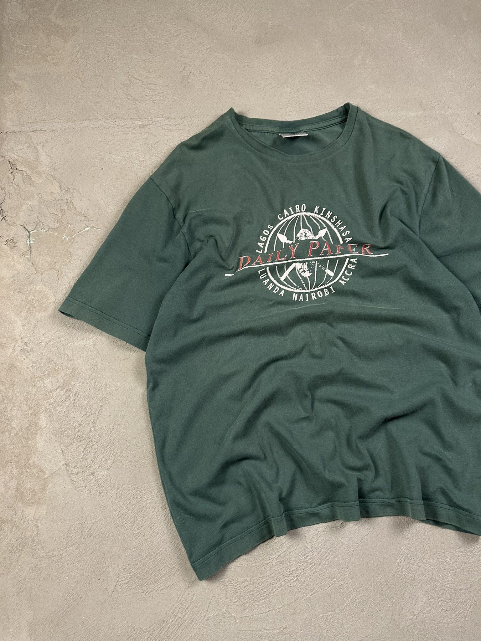 Daily Paper × Designer Daily Paper Logo Spellout Graphic T-shirt Size US L / EU 52-54 / 3 - 2 Thumbnail