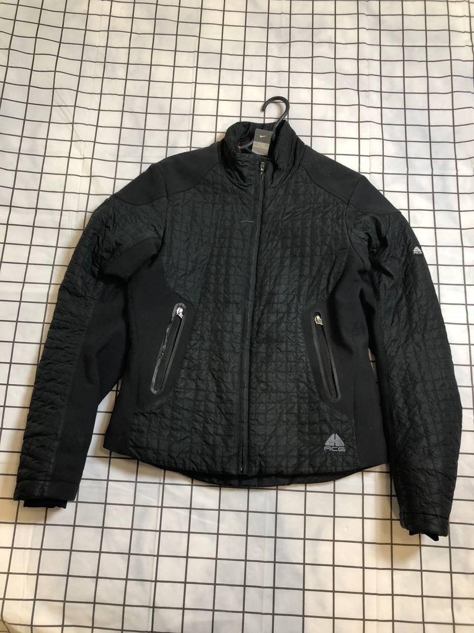 Nike Rare Nike vintage metallic swoosh logo softshell jacket Size M / US 6-8 / IT 42-44 - 1 Thumbnail