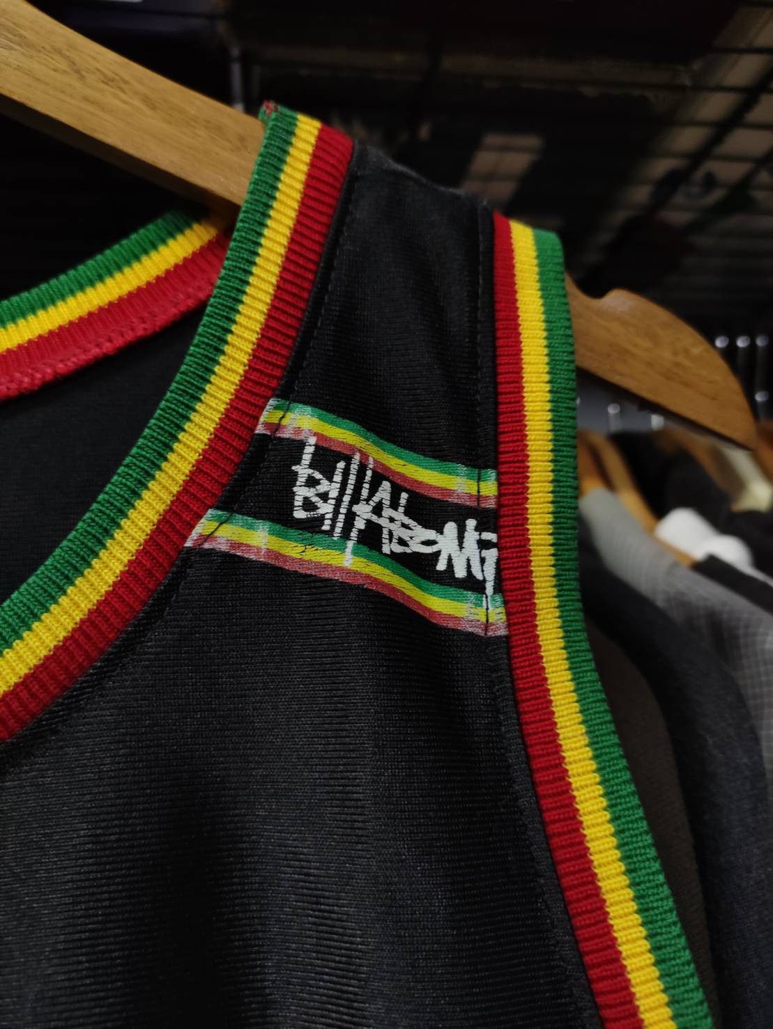 Billabong Vtg Billabong Andy Irons #1 World Champ Hawaii Rasta jersey Size US XL / EU 56 / 4 - 5 Thumbnail