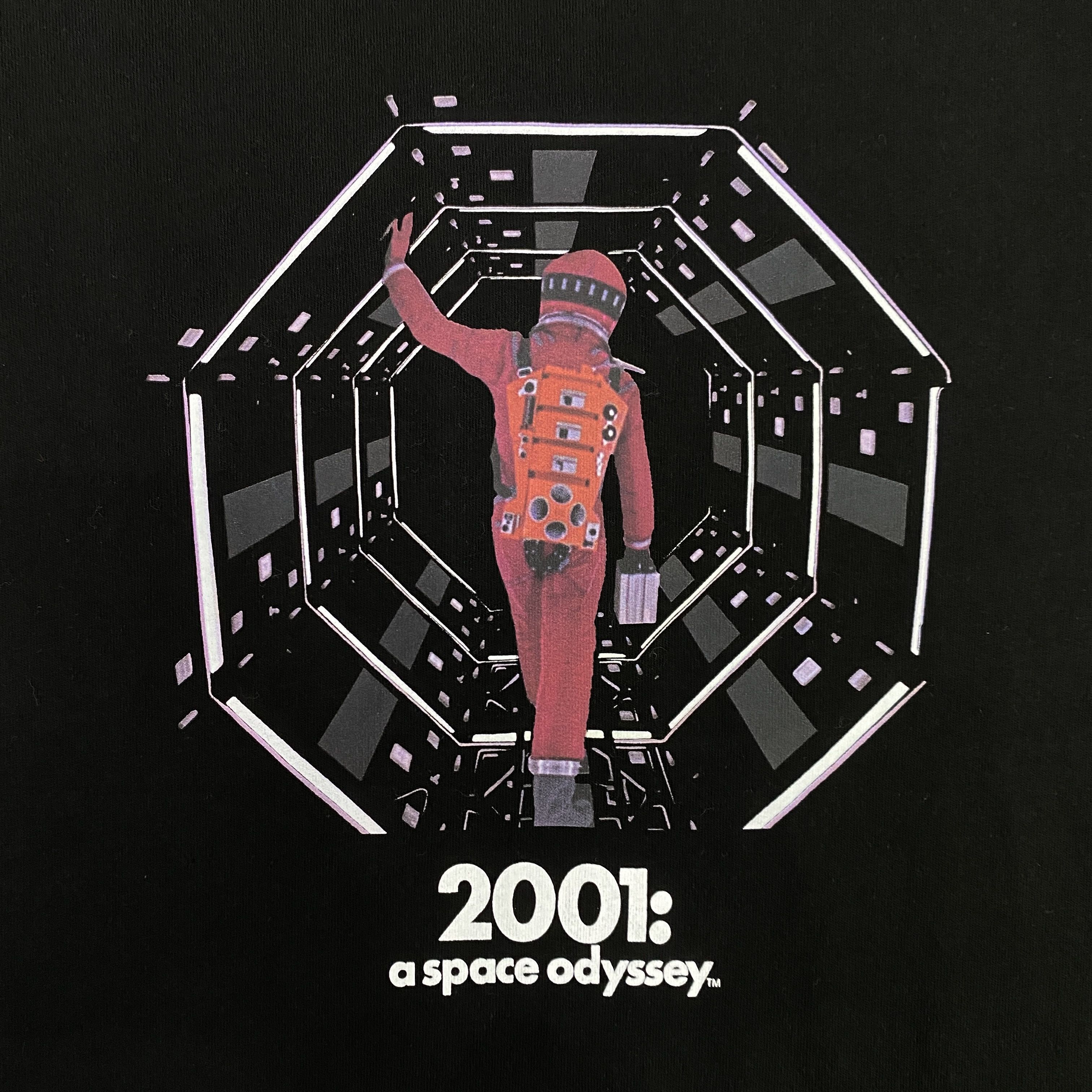 GU Vintage 2001: A Space Odyssey TShirt - I023 Size US M / EU 48-50 / 2 - 3 Thumbnail