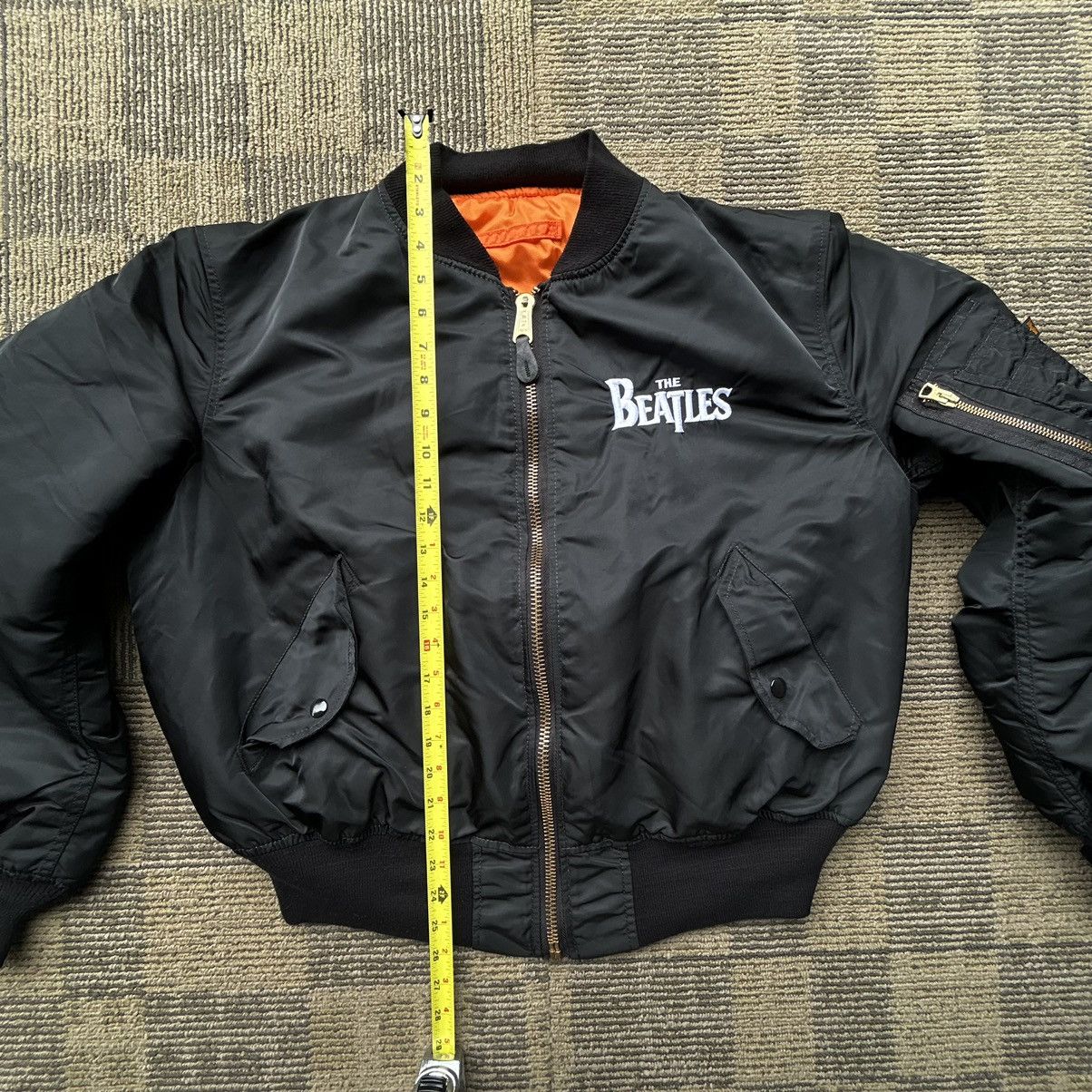 Vintage Vintage Y2k The Beatles Logo Embroidered Bomber Nylon Jacket Size US S / EU 44-46 / 1 - 5 Thumbnail