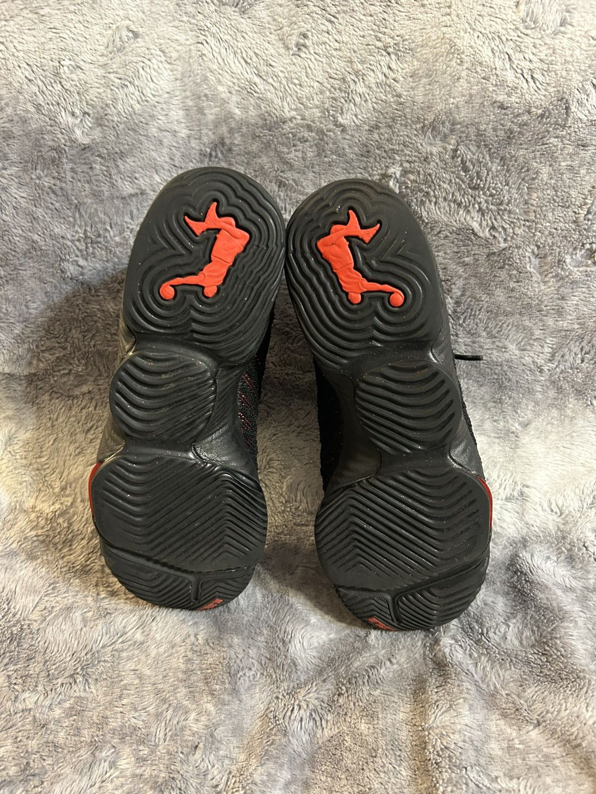 Nike Nike LeBron 16 GS Fresh Bred Size 6.5y Size US 6.5 / EU 39-40 - 7 Thumbnail