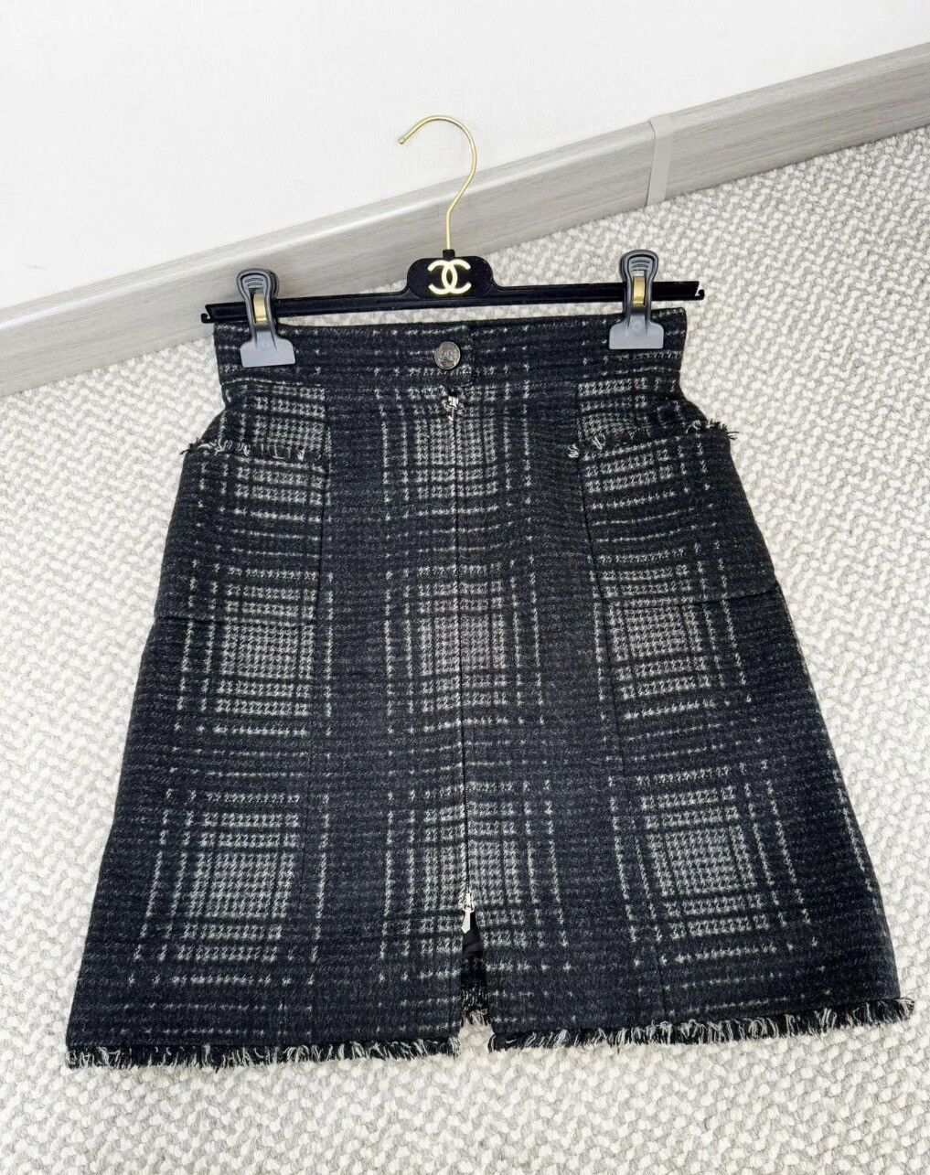 Chanel Chanel skirt Size 34" / US 12 / IT 48 - 1 Thumbnail