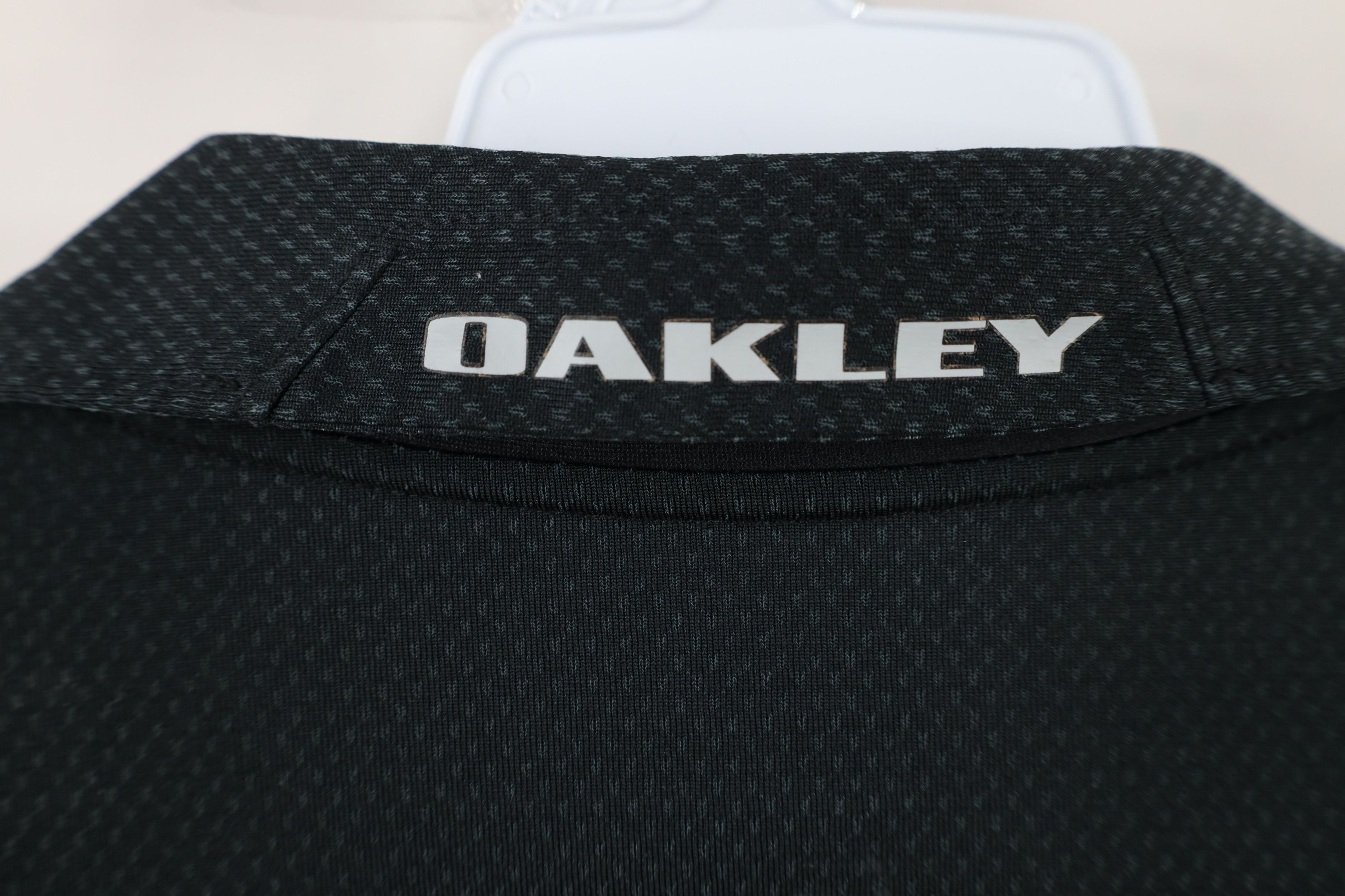 Oakley Vintage Oakley Geometric Vented Collared Polo Shirt Black Size US XL / EU 56 / 4 - 10 Thumbnail