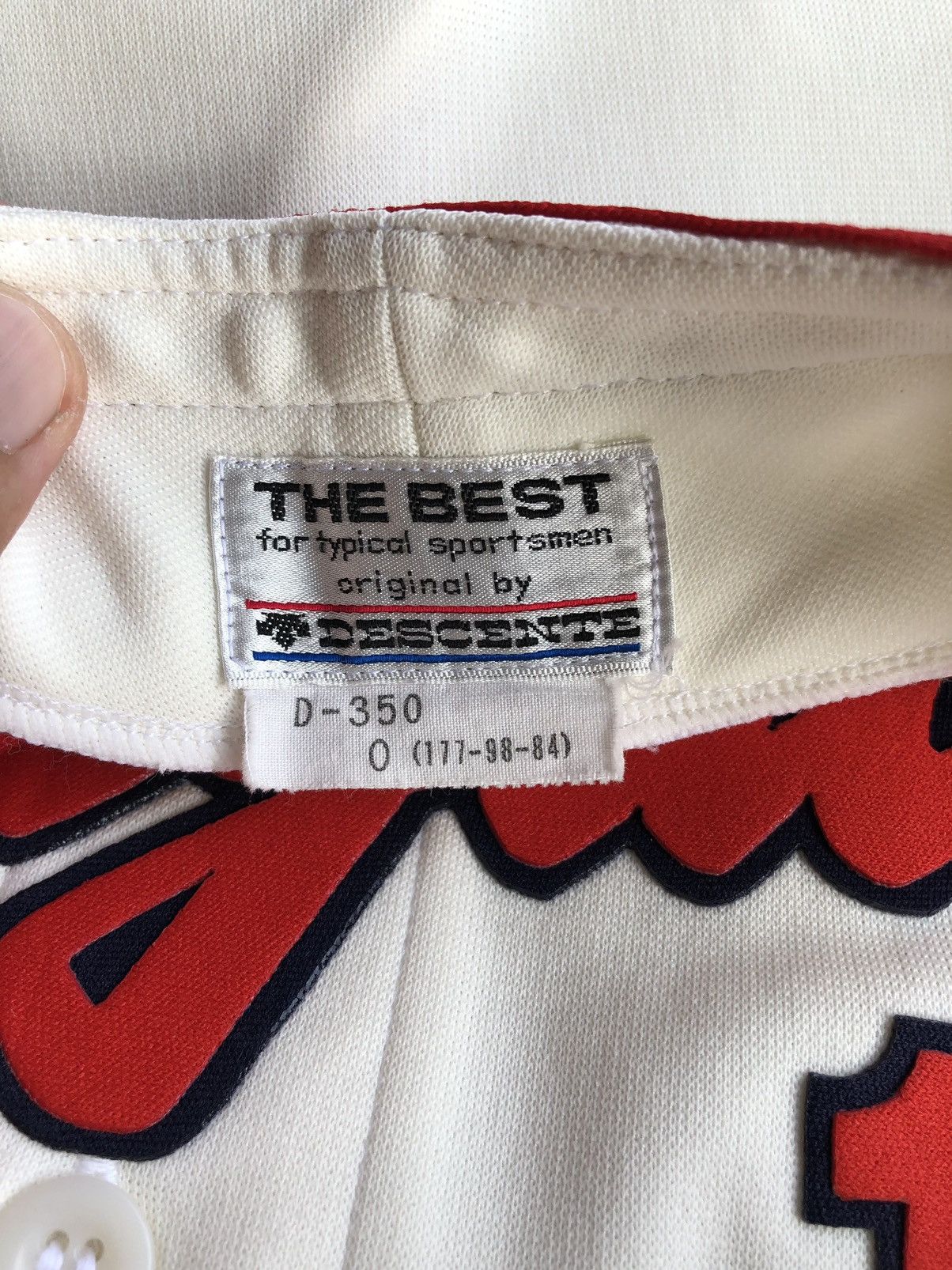 Vintage Vintage Jersey Descente White Jersey Tee Size US M / EU 48-50 / 2 - 10 Thumbnail
