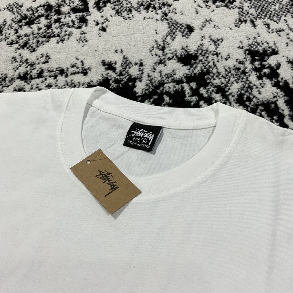 Stussy STUSSY SCORPION TEE IN WHITE - L Size US L / EU 52-54 / 3 - 5 Thumbnail